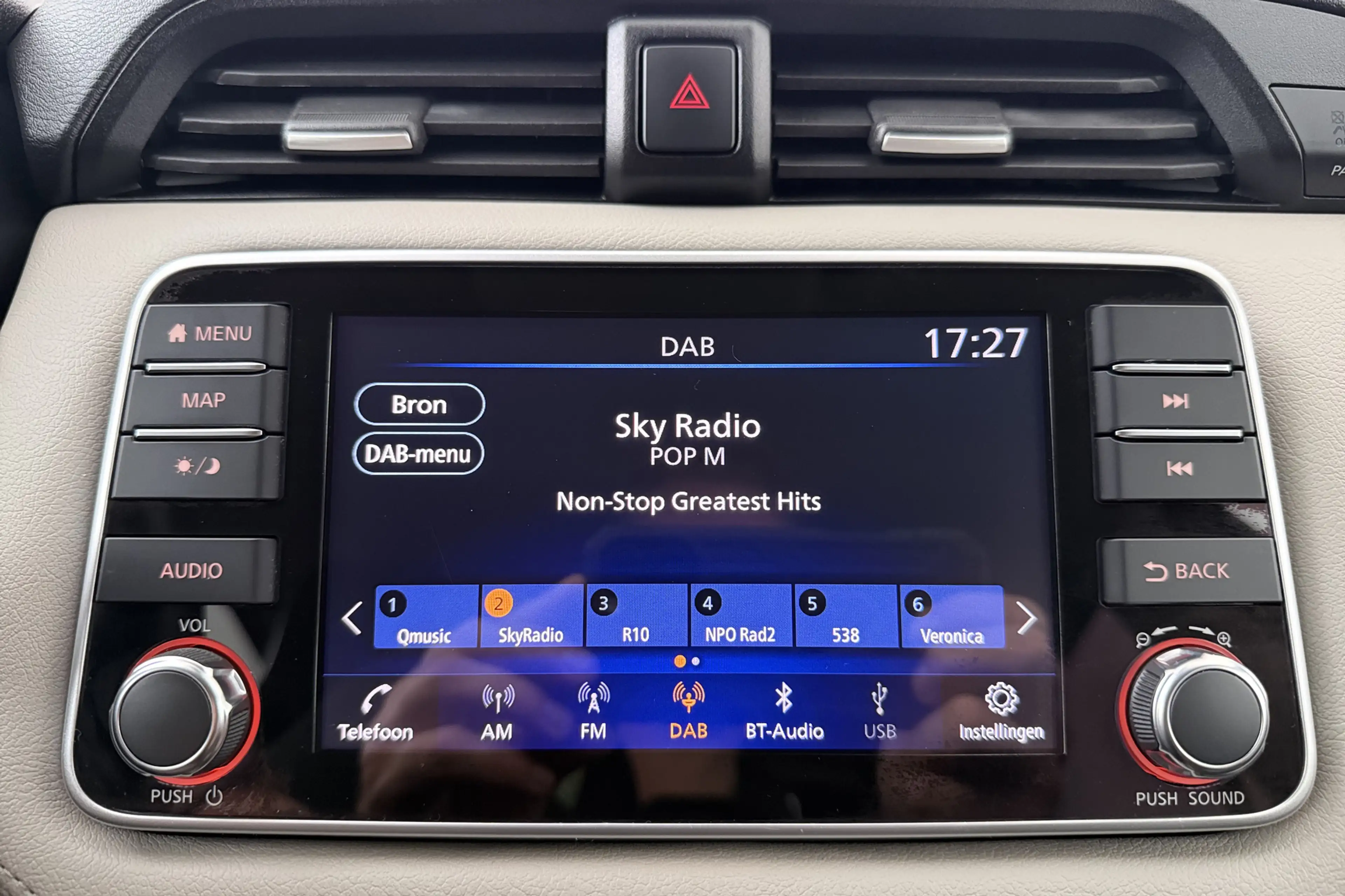 Nissan Micra 1.0 IG-T N-Design Bose Carplay Cruise — photo 24