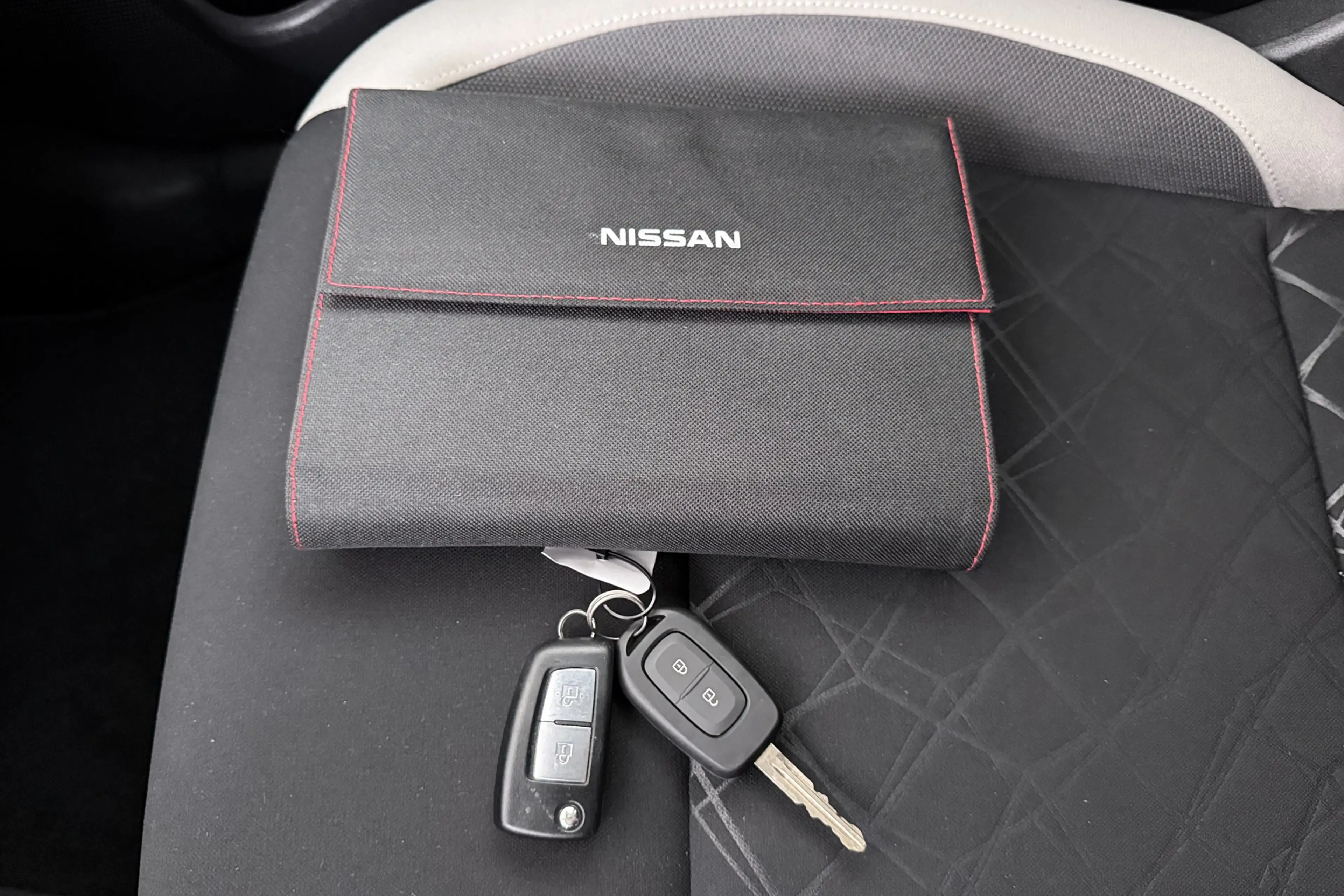 Nissan Micra 1.0 IG-T N-Design Bose Carplay Cruise — photo 29