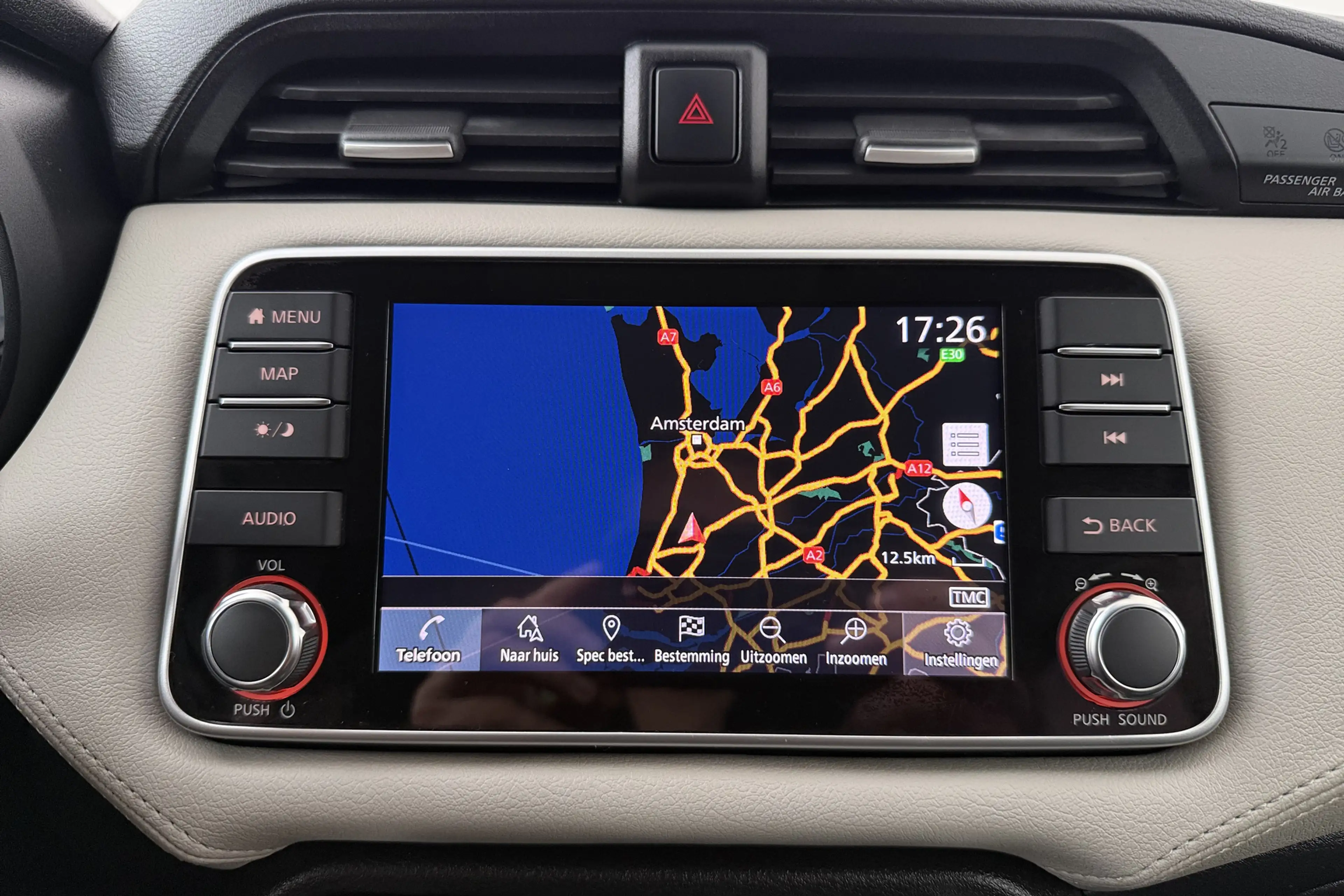 Nissan Micra 1.0 IG-T N-Design Bose Carplay Cruise — photo 22