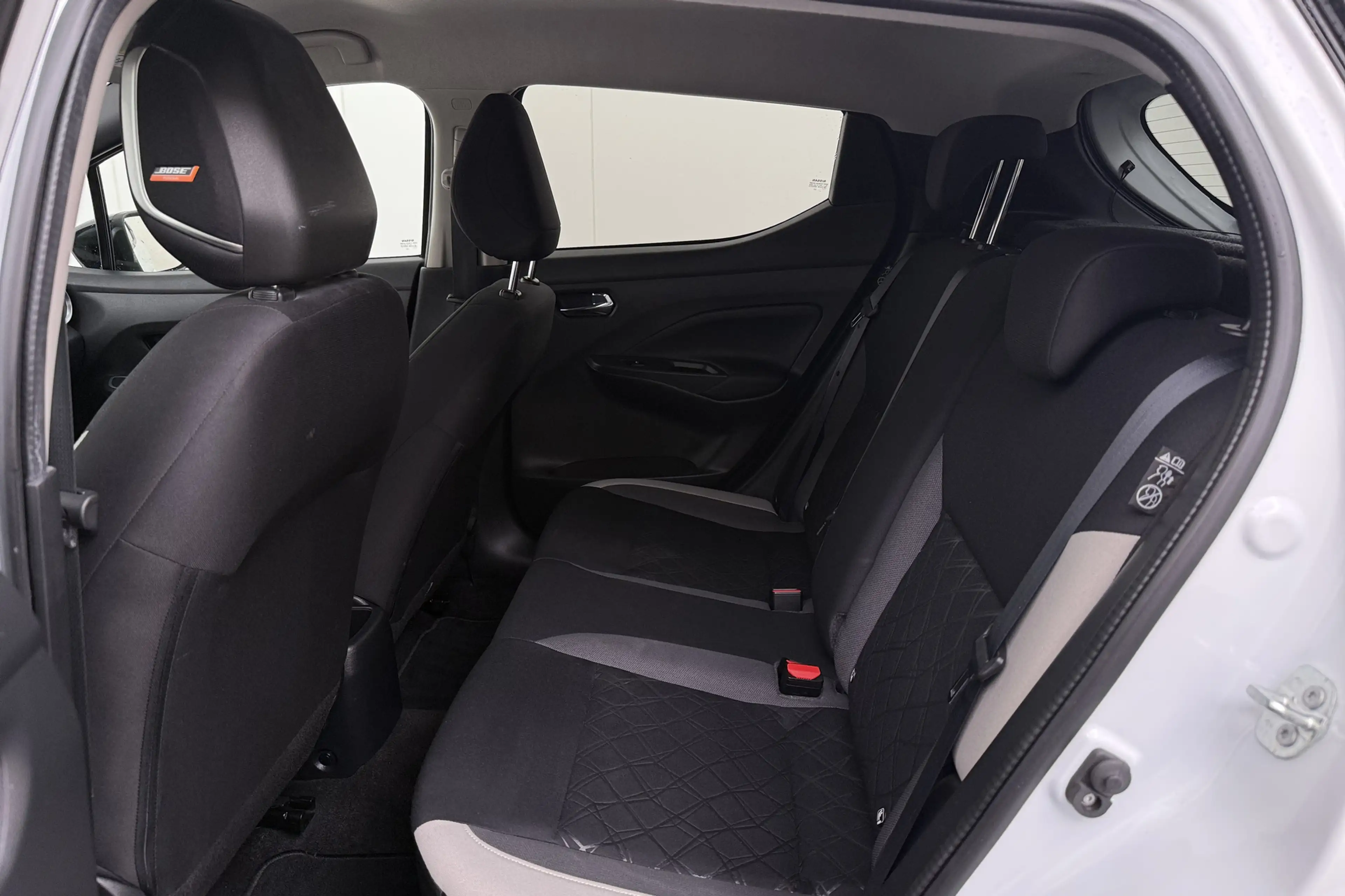 Nissan Micra 1.0 IG-T N-Design Bose Carplay Cruise — photo 12