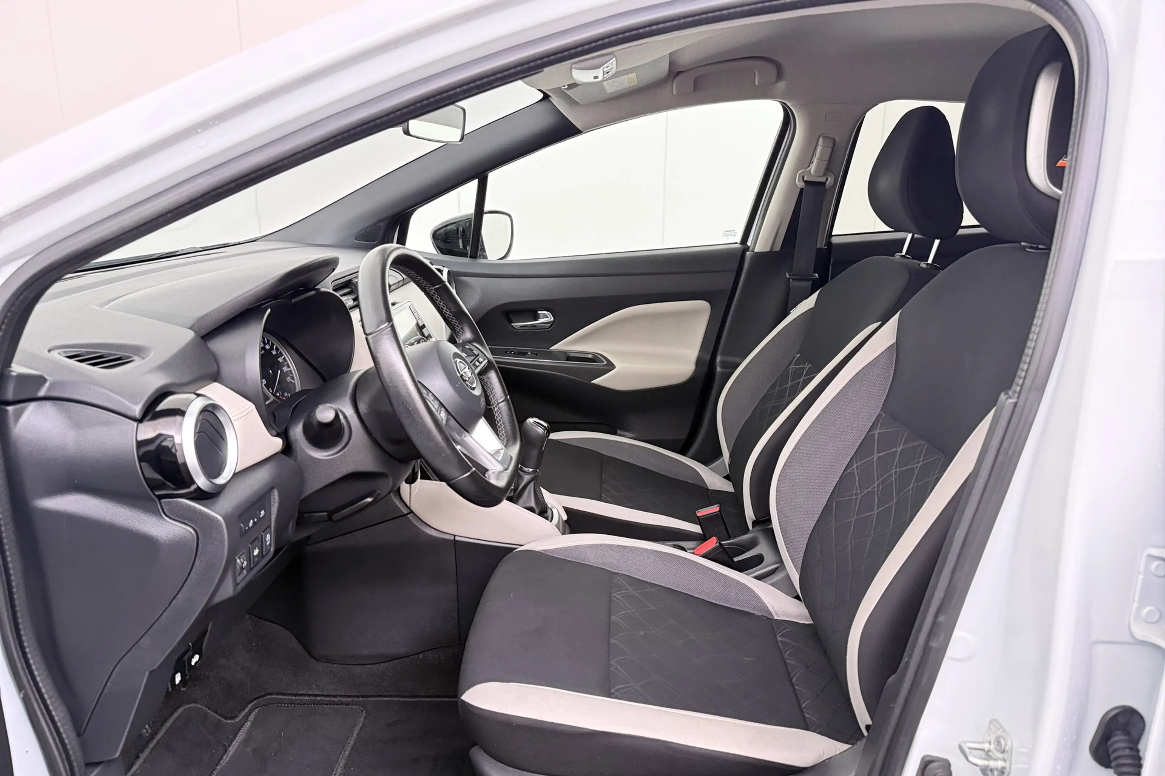 Nissan Micra 1.0 IG-T N-Design Bose Carplay Cruise — photo 10