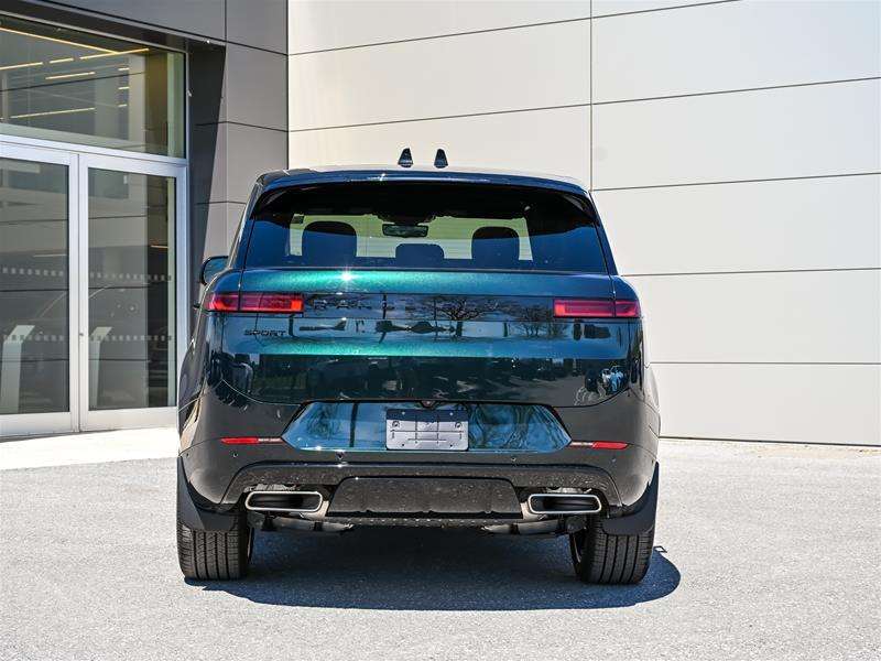 2026 Land Rover Range Rover Sport P400 Dynamic HSE alt 5