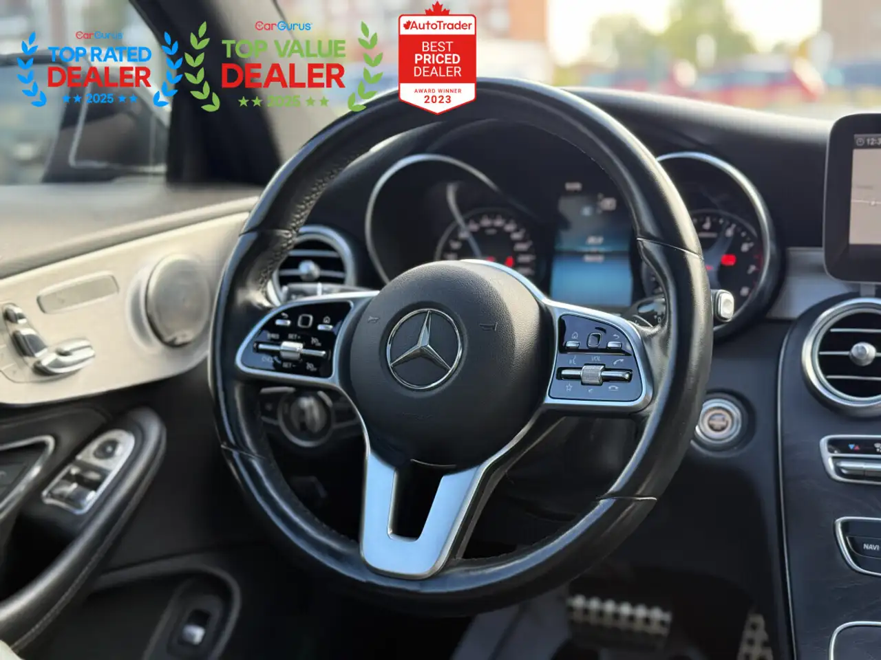 Mercedes-Benz C-Class снимка Mercedes-Benz C-Class