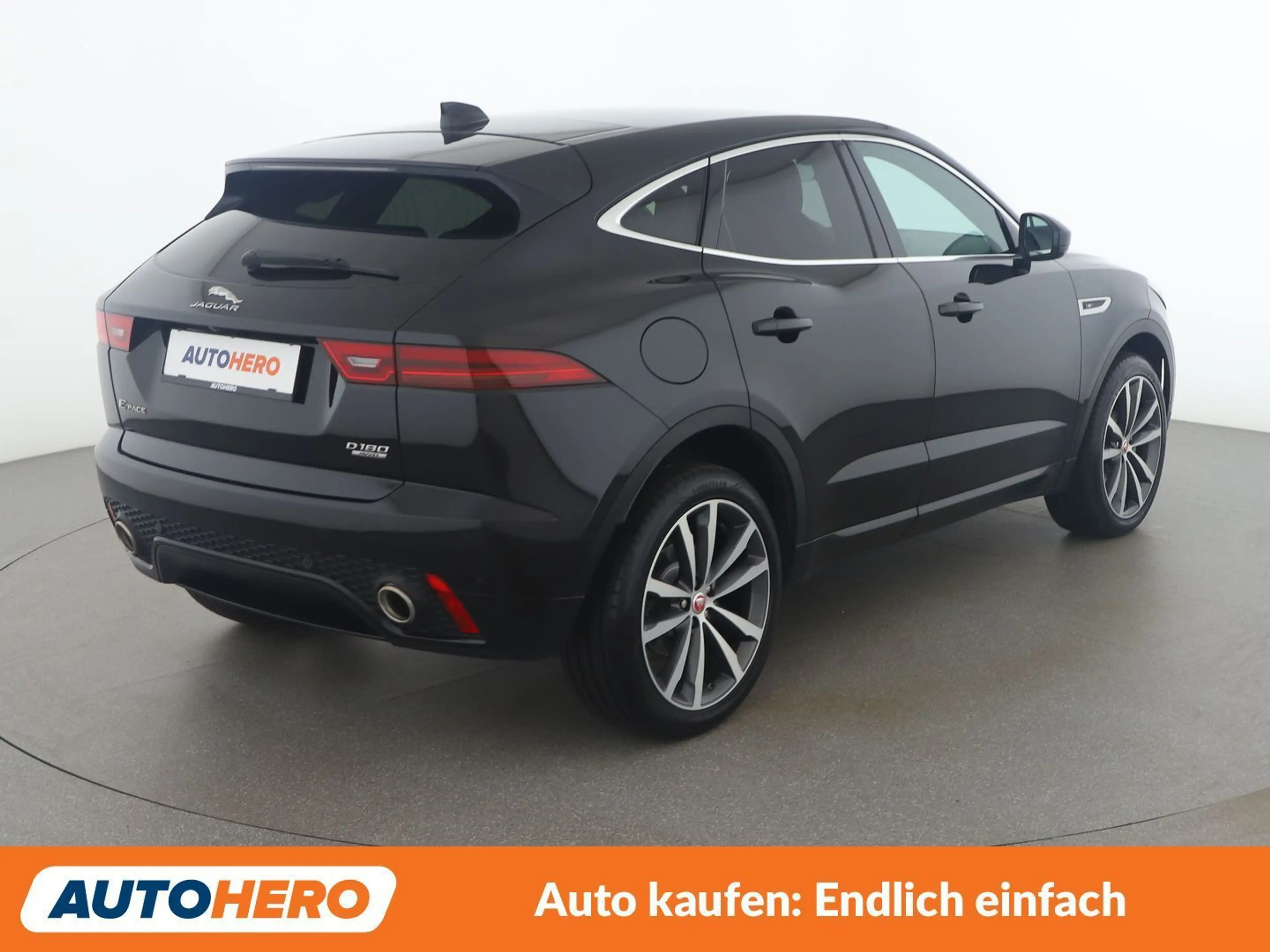 Jaguar E-Pace D180 R-Dynamic S AWD — photo 6