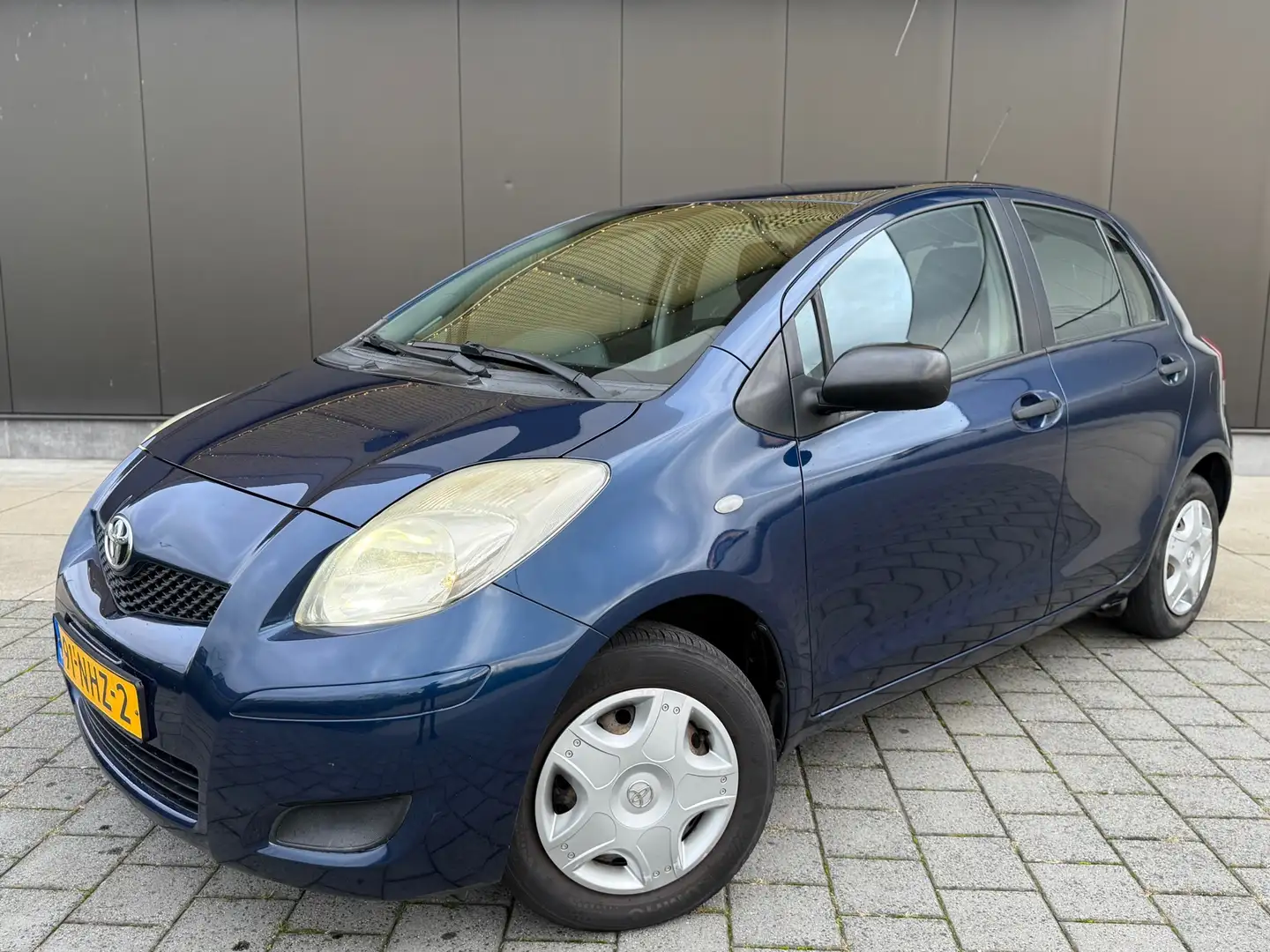 Toyota Yaris 1.0 VVTi Acces | Airco | Elektr ramen | Trekh | 5 Blau - 2