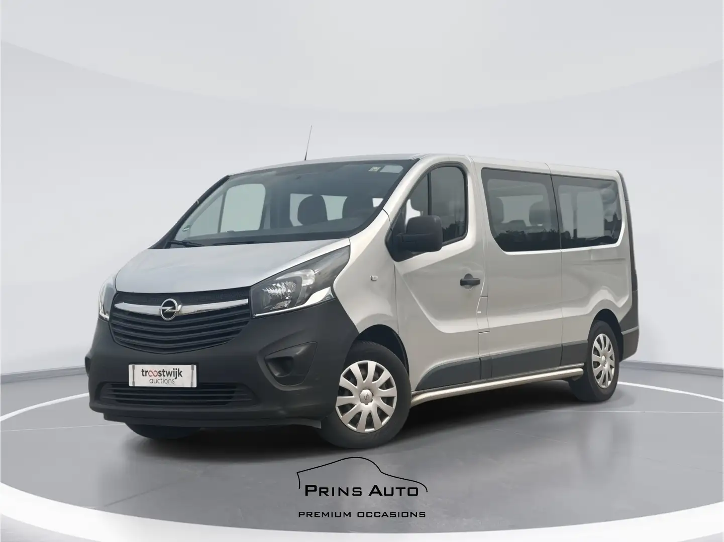 Opel Vivaro Combi 1.6 CDTI L2H1 2991 Szary - 1