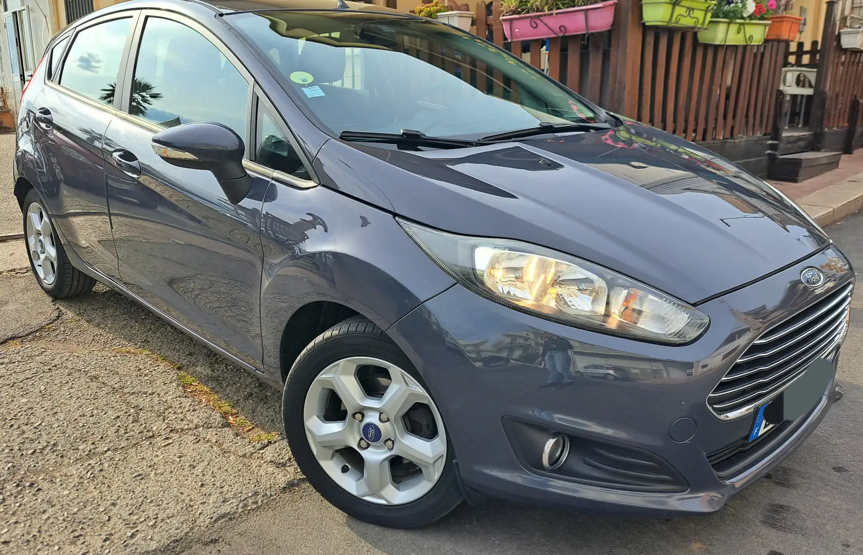 Ford Fiesta 1500 diesel gancio traino Gris - 2