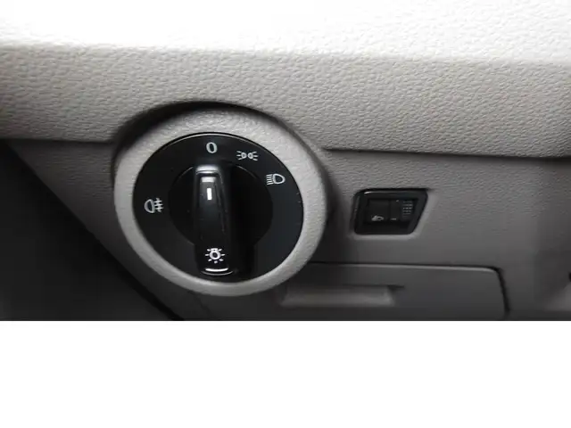 Volkswagen Transporter view 23