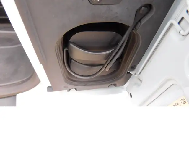 Volkswagen Transporter view 24