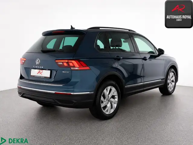 Volkswagen Tiguan view 5