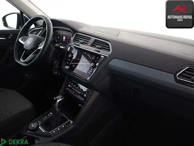 Volkswagen Tiguan view 11