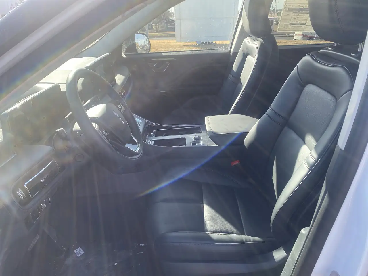 Lincoln Aviator снимка Lincoln Aviator
