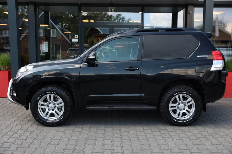 Toyota Land Cruiser 3.0 D-4D 3DRS LX A/T VAN MARGE — photo 2