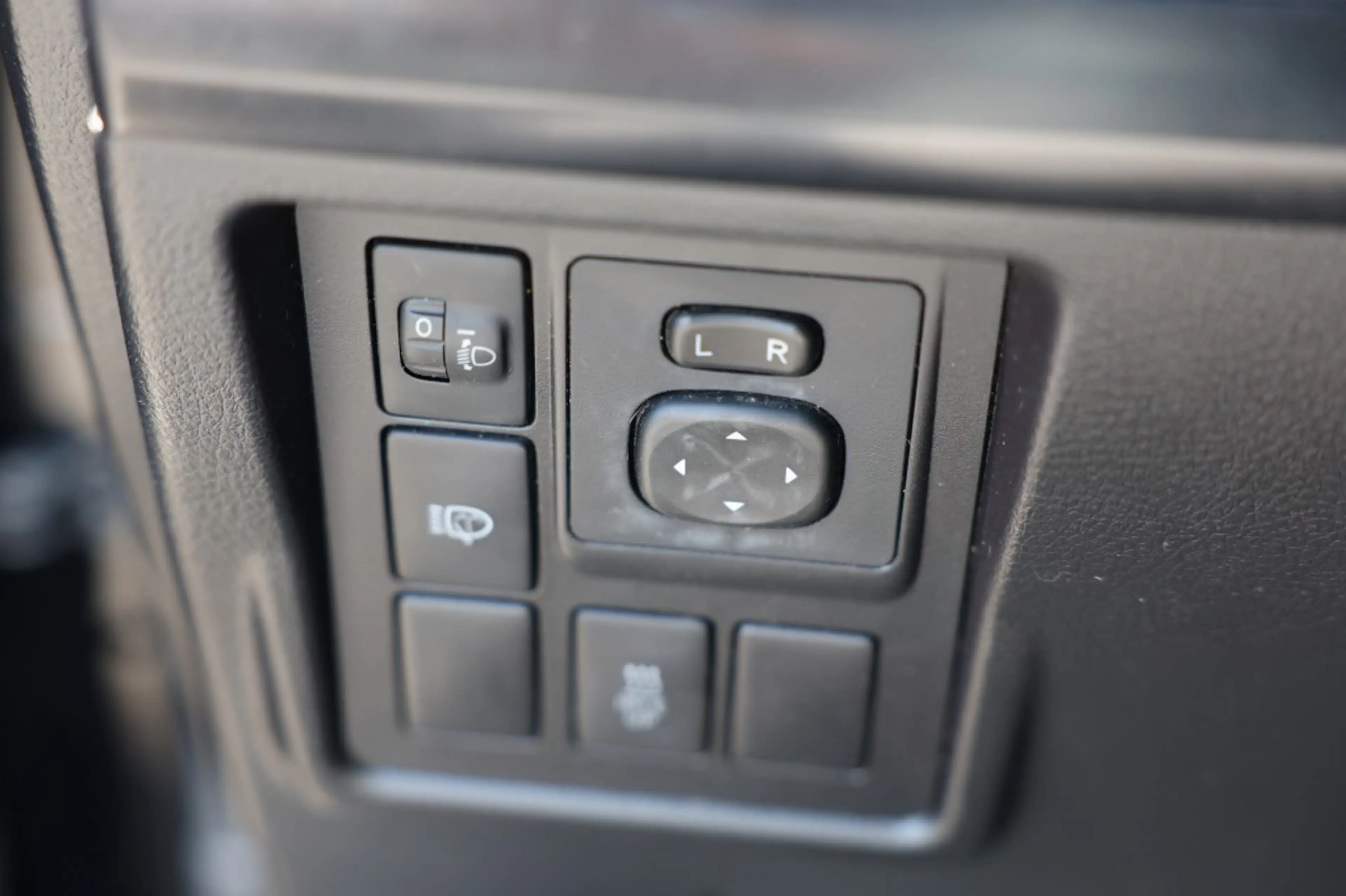 Toyota Land Cruiser 3.0 D-4D 3DRS LX A/T VAN MARGE — photo 15