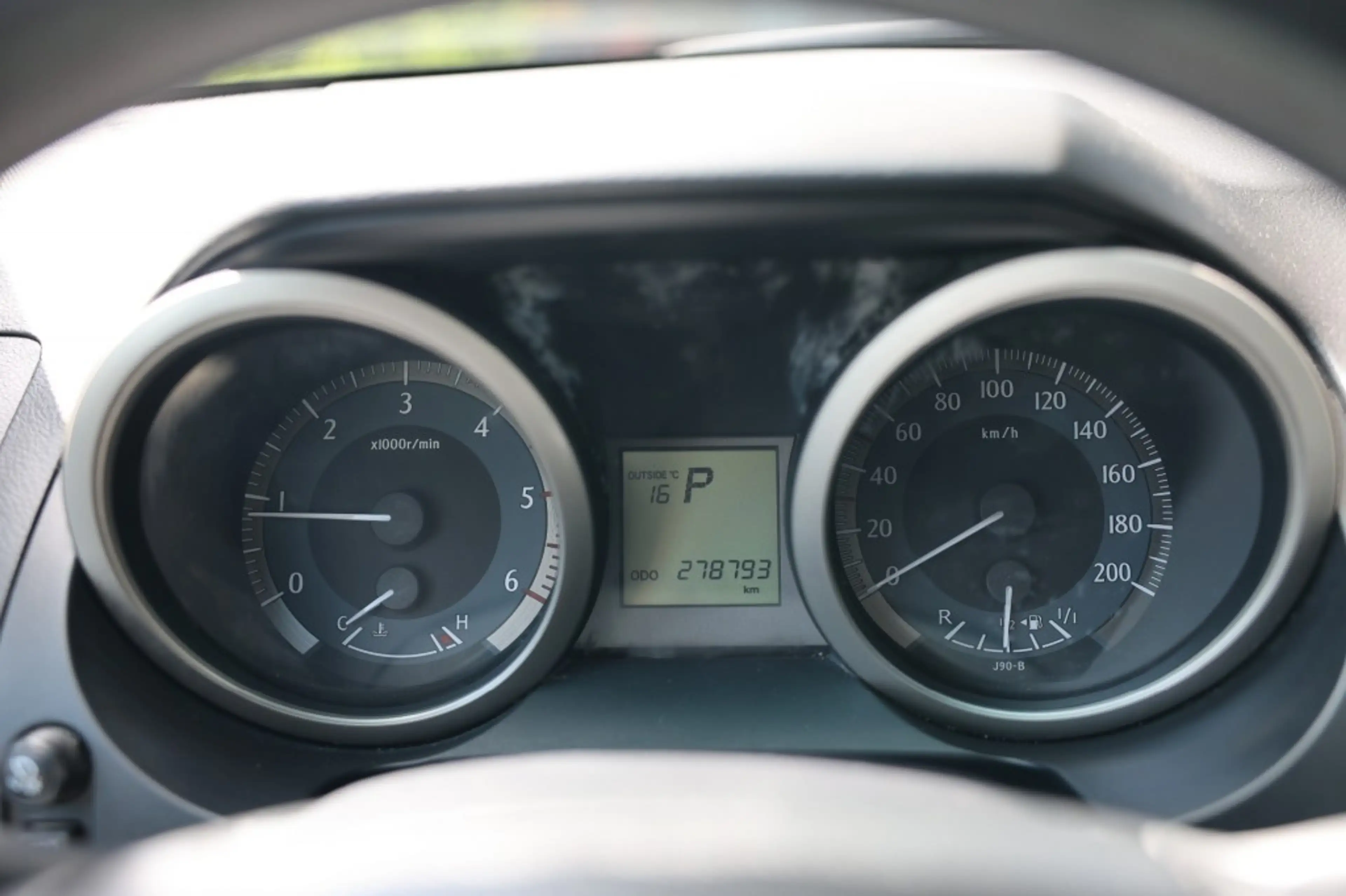 Toyota Land Cruiser 3.0 D-4D 3DRS LX A/T VAN MARGE — photo 10