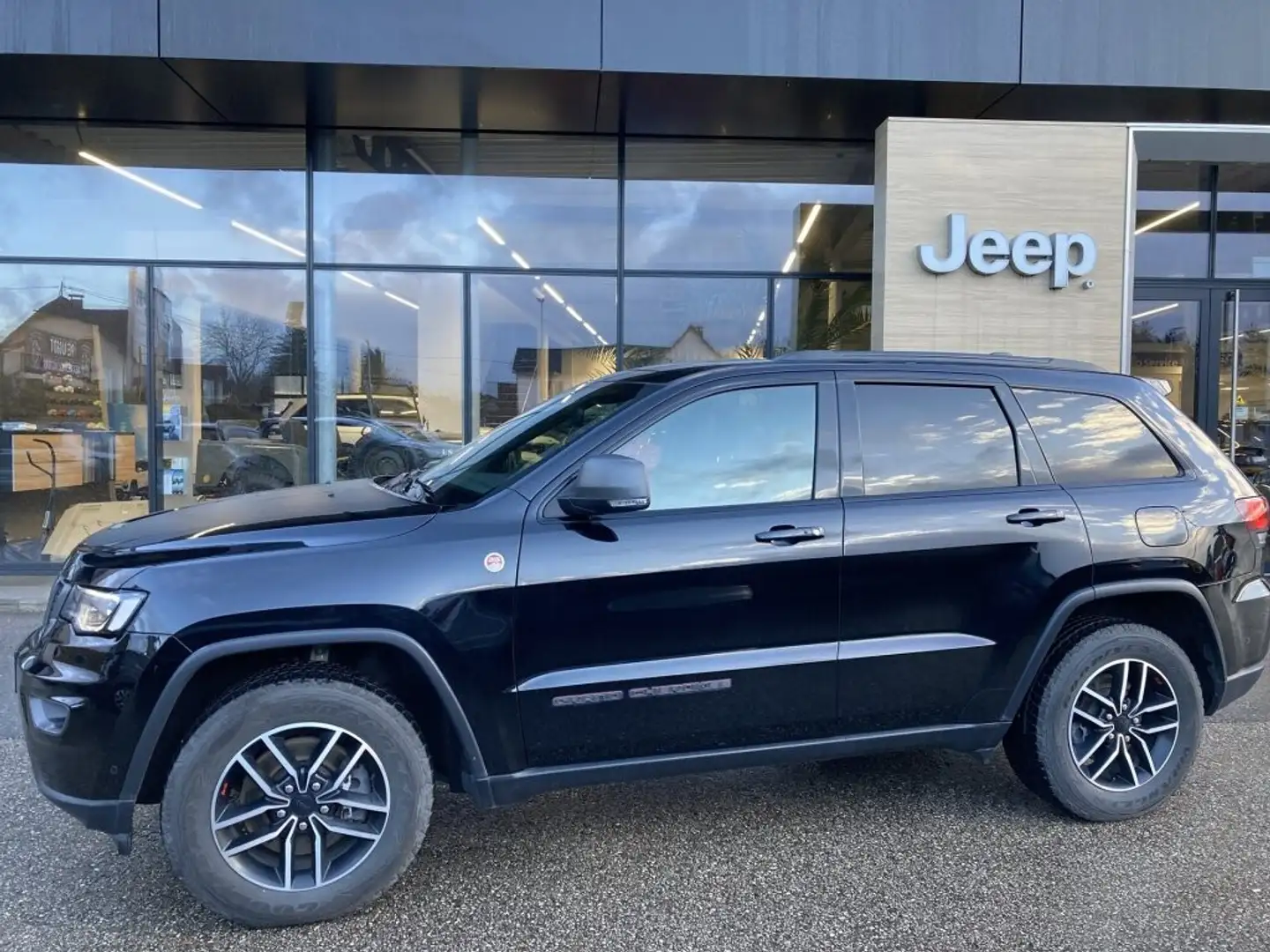 Jeep Grand Cherokee 3,0 V6 CRD Trailhawk Schwarz - 2