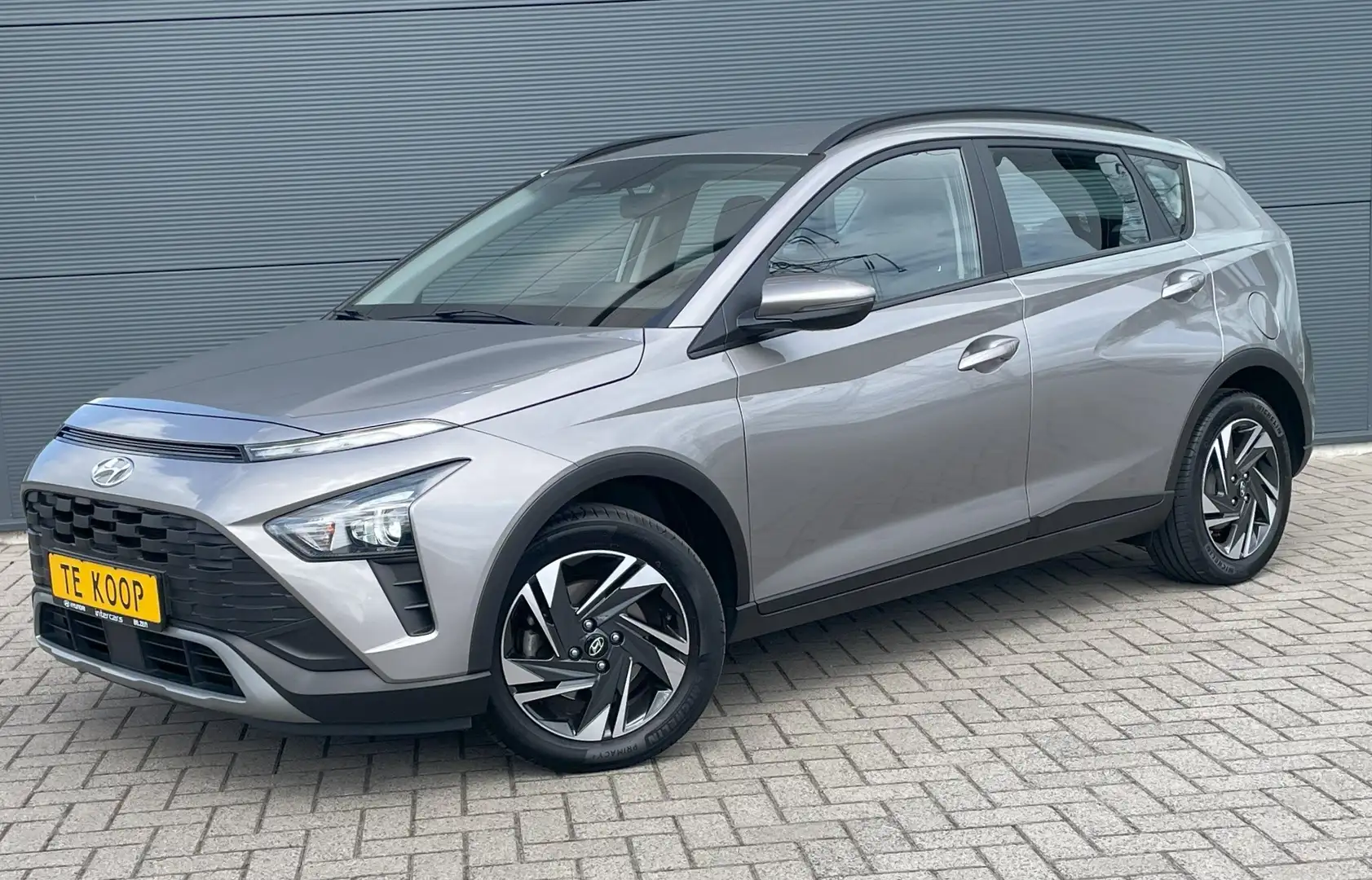 Hyundai BAYON BAYON 1.0 T-GDI Twist Beige - 1