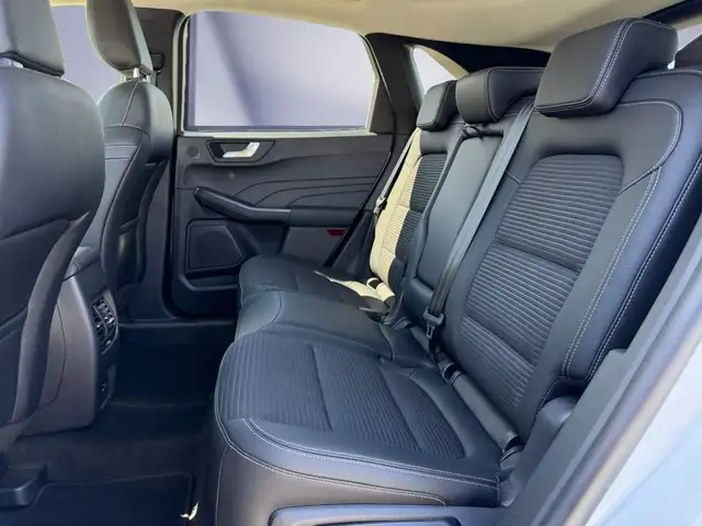 Ford Kuga view 9