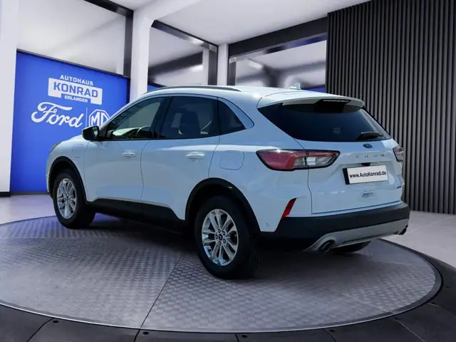 Ford Kuga view 4