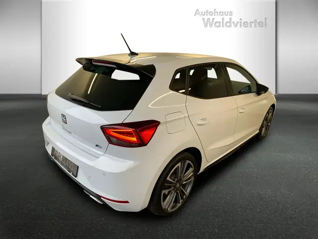 Seat Ibiza view 3