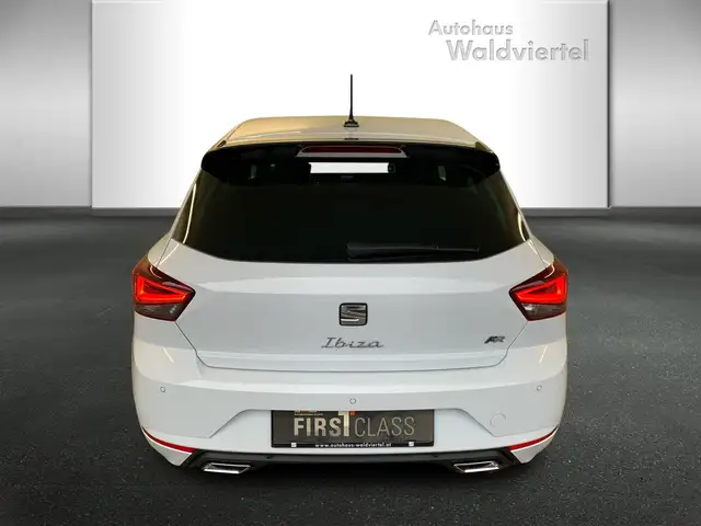 Seat Ibiza view 4