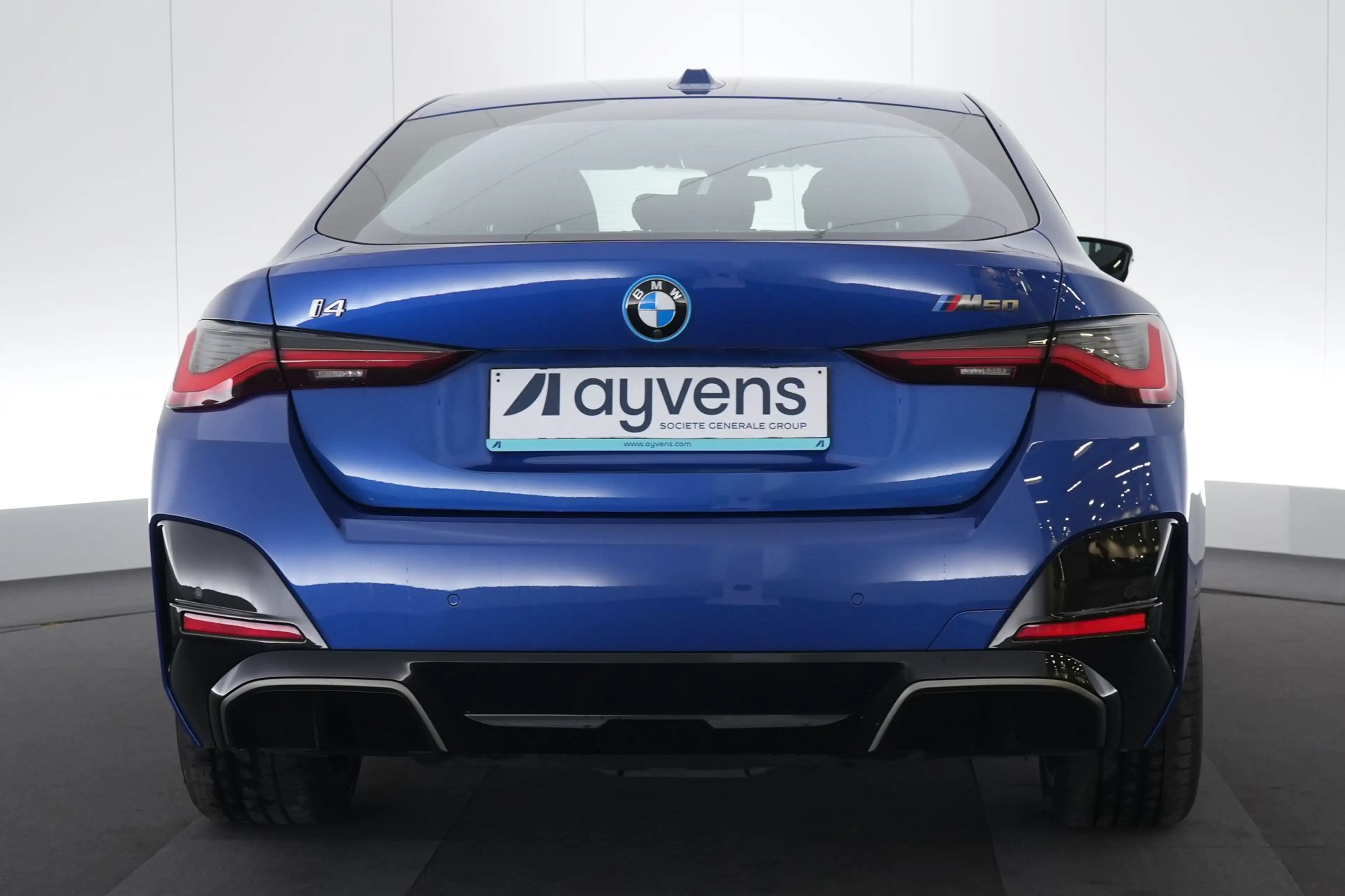 BMW i4 M50 Business LEDER/ALCANTARA LED GPS PDC 360°CAM H — photo 6