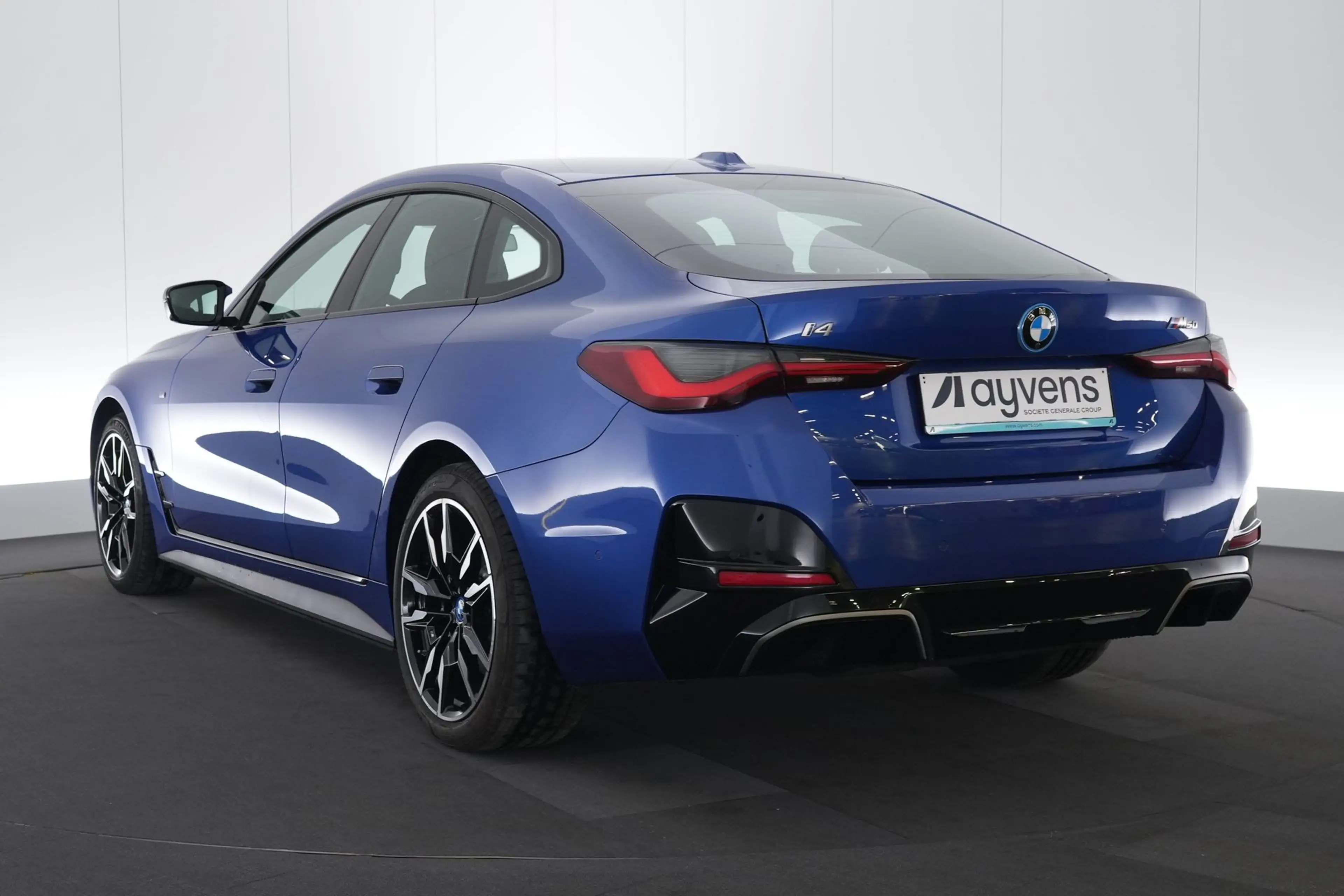 BMW i4 M50 Business LEDER/ALCANTARA LED GPS PDC 360°CAM H — photo 4