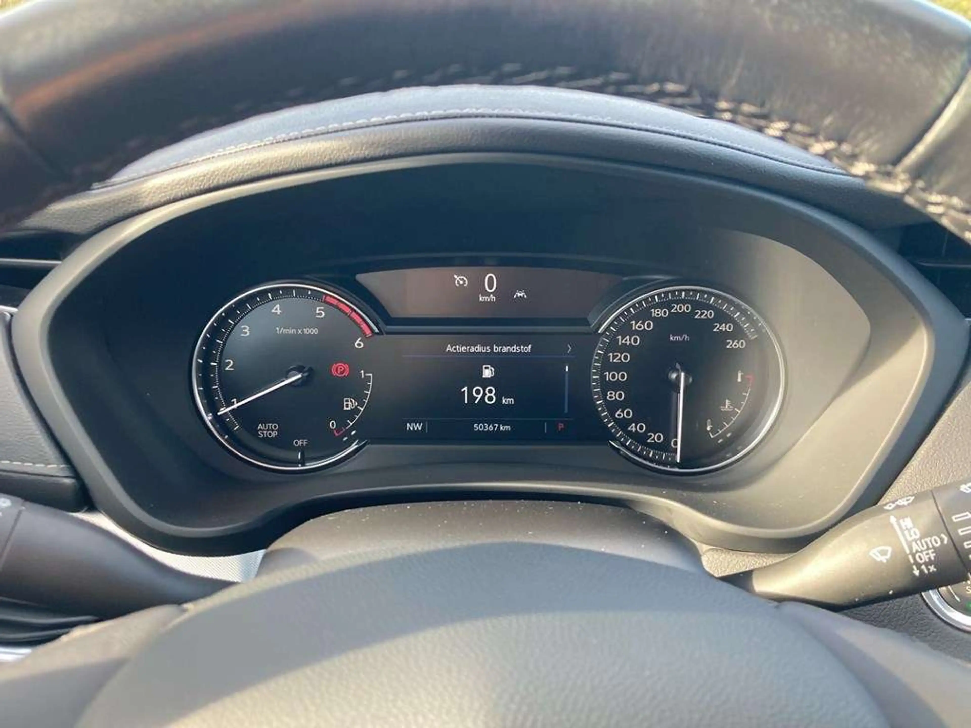 Cadillac XT4 350D — photo 10