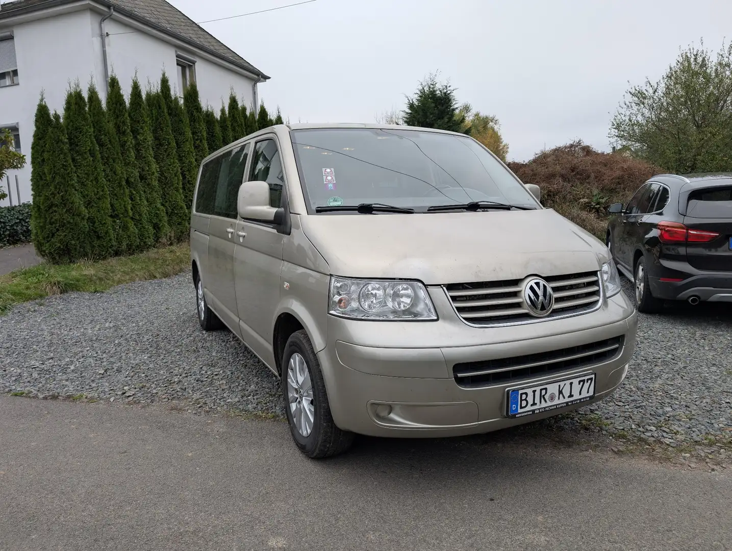 Volkswagen T5 Caravelle Lang DPF Comfortline Beige - 2