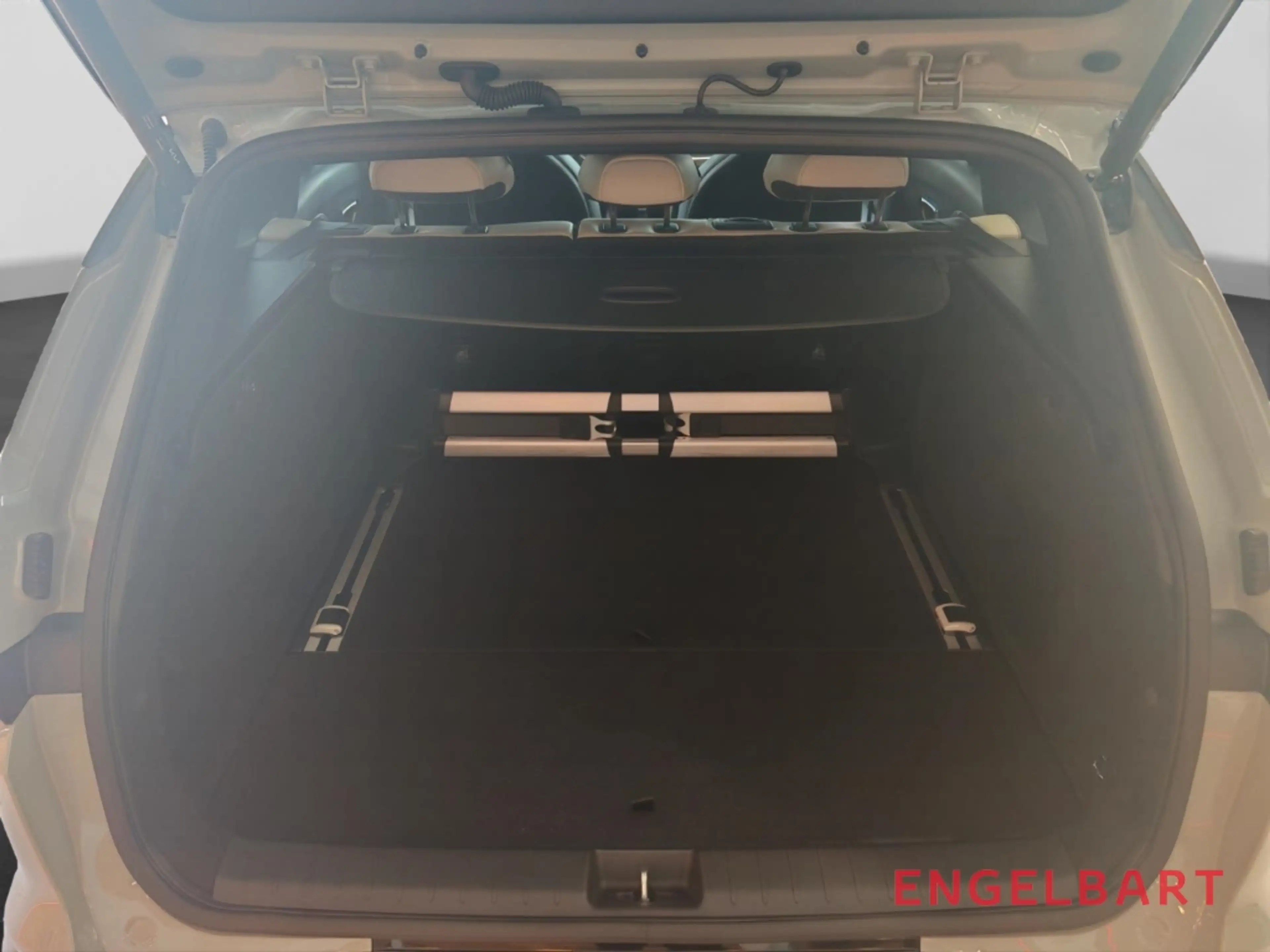 Kia K4 SW DCT 1.6T GT-Line Drive-Wise Sound Glasdach Desi — photo 13