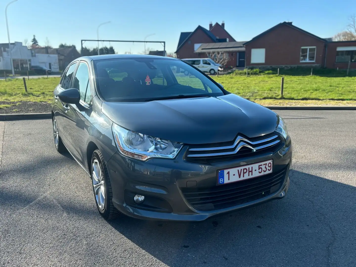 Citroen C4 1.6i VTi Exclusive Gris - 1
