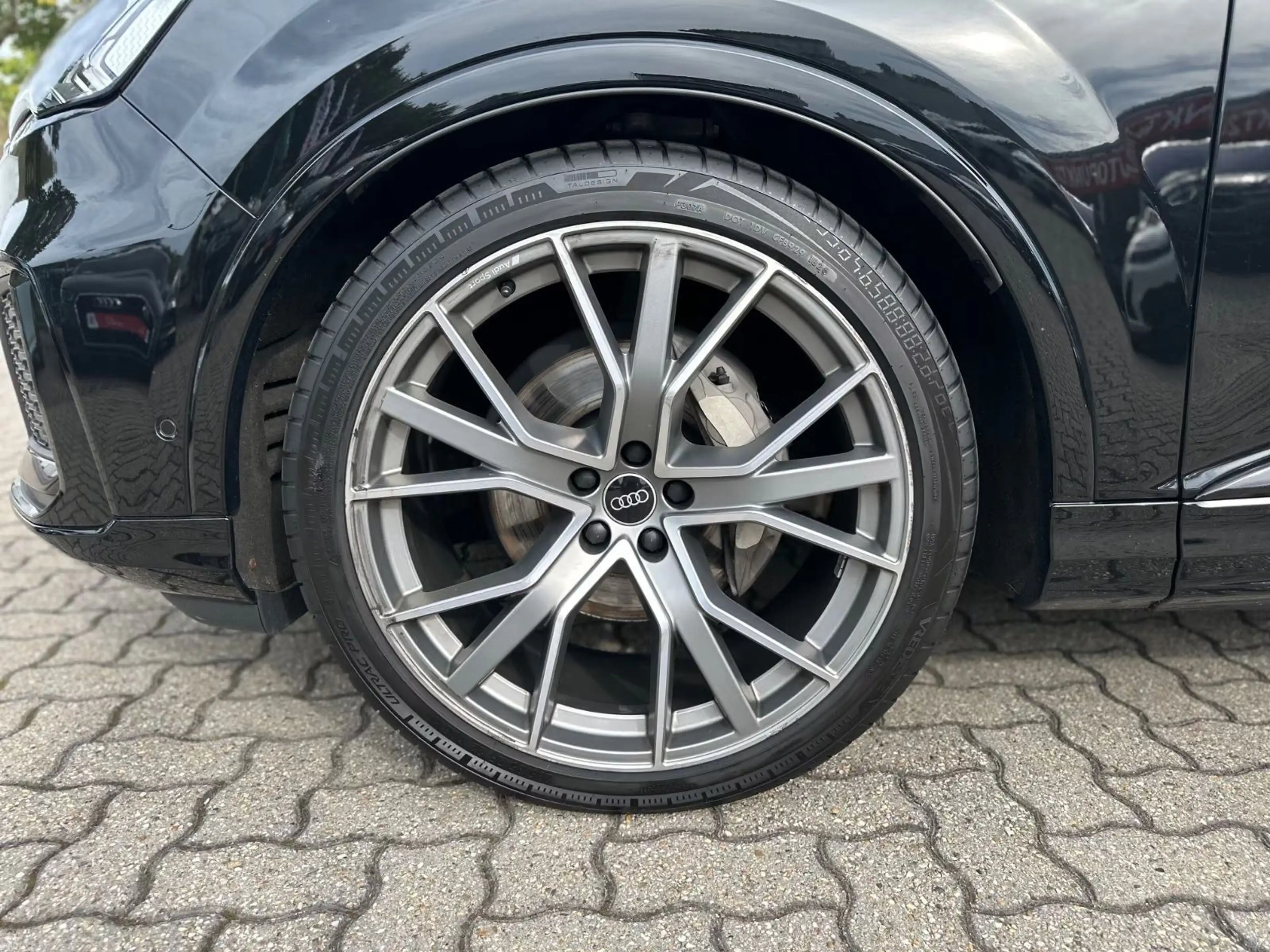 Audi Q7 50 TDI S-line HUD Pano Luft 360°AHK 22"Matrix — photo 8