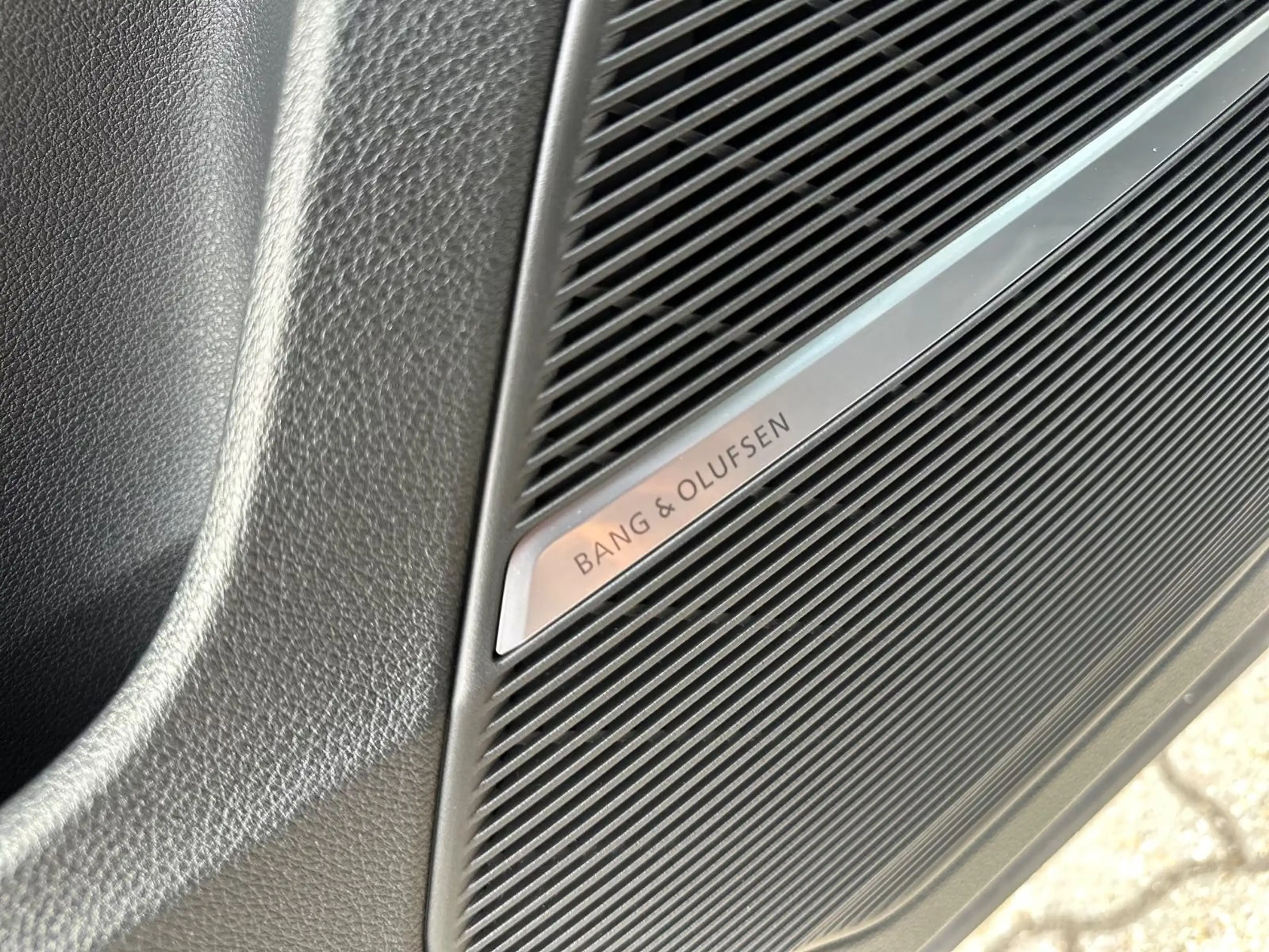 Audi Q7 50 TDI S-line HUD Pano Luft 360°AHK 22"Matrix — photo 30