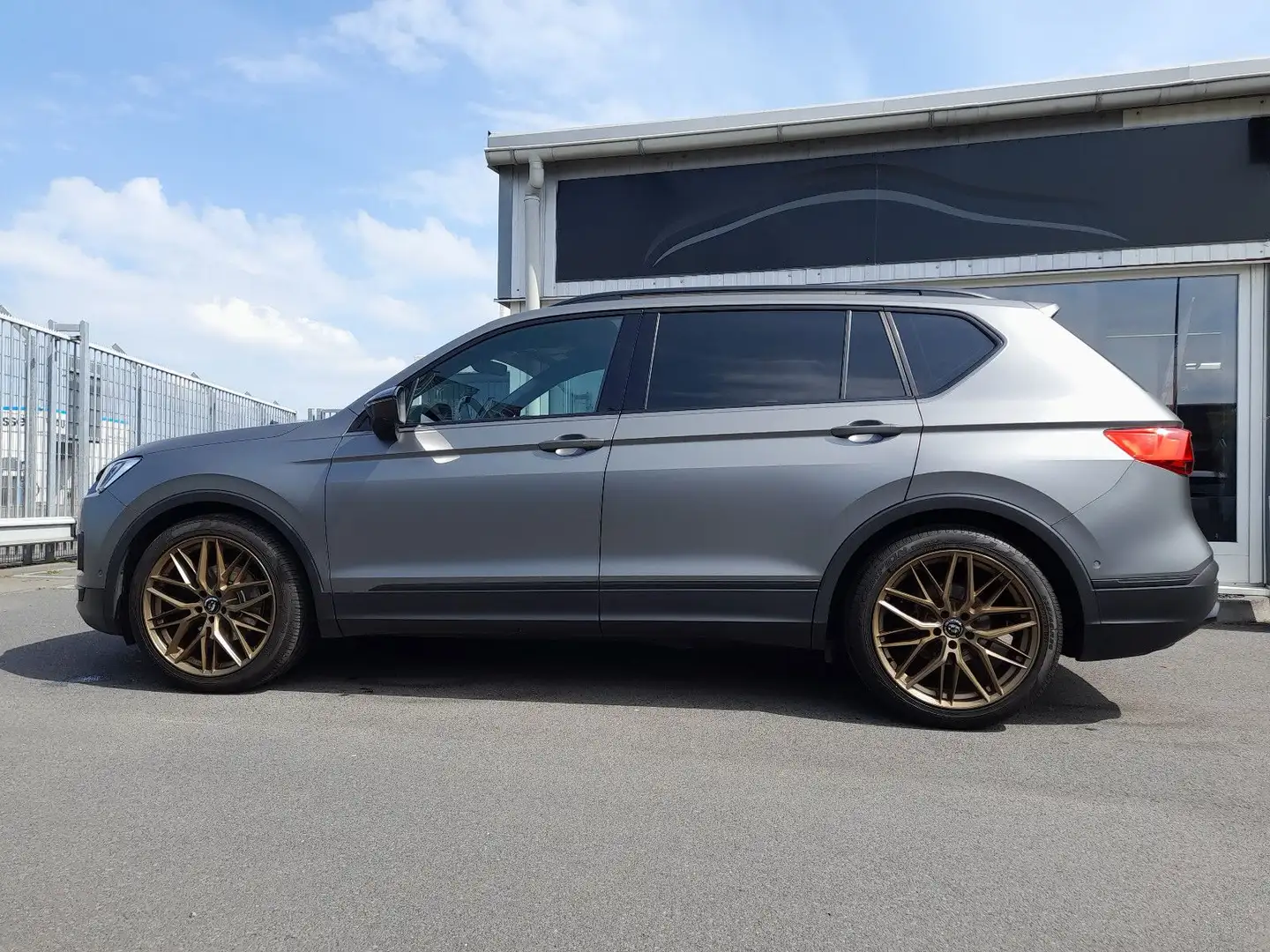 SEAT Tarraco Style, LED,Navi,Kamera,20"Zoll,Beats,PDC Schwarz - 2