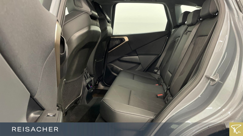 BMW X3 xDrive 20d A AHK PDC RFK KlimA SHZ DAB 18" LM — photo 8