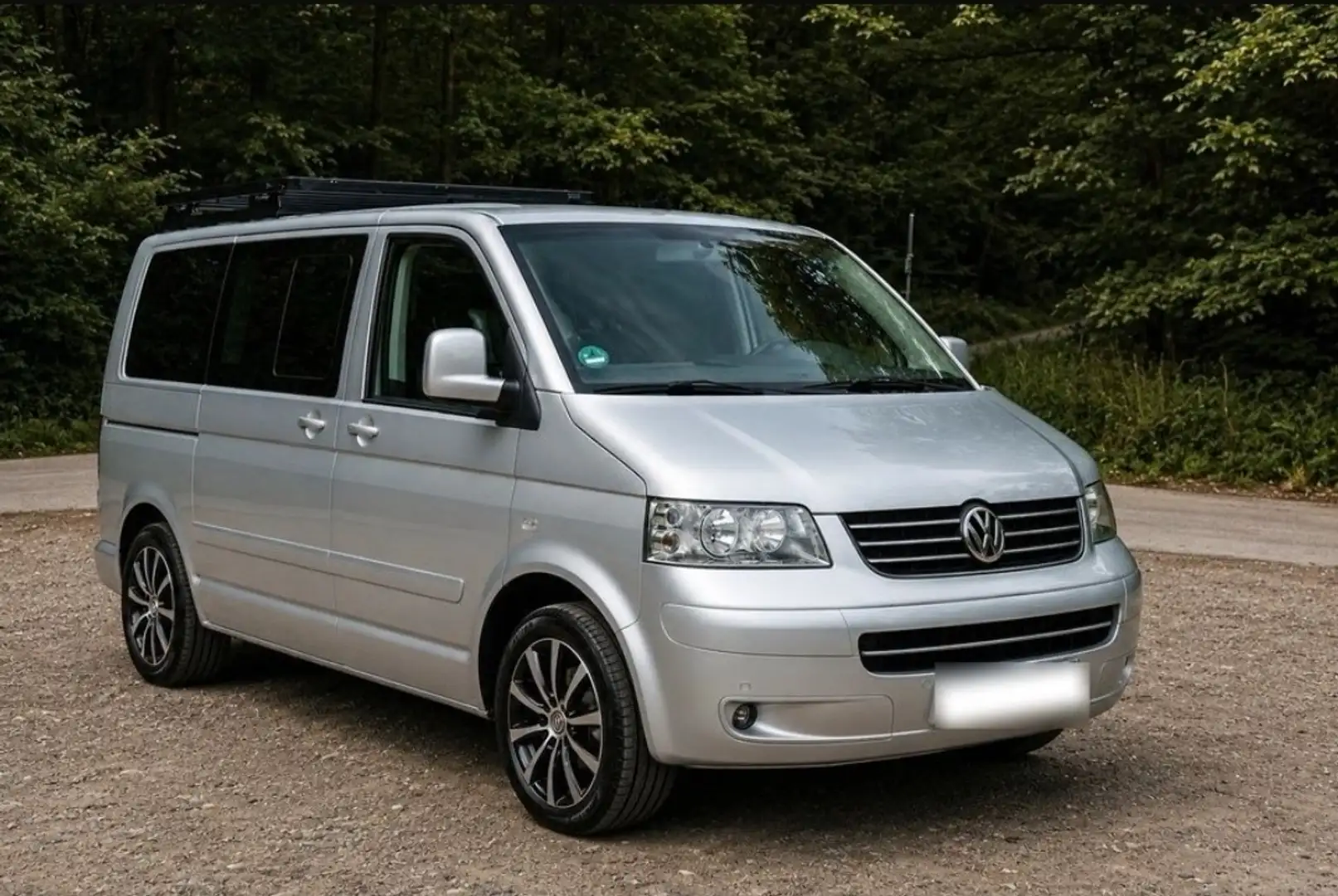 Volkswagen T5 Multivan 2.5 TDI Highline - 1