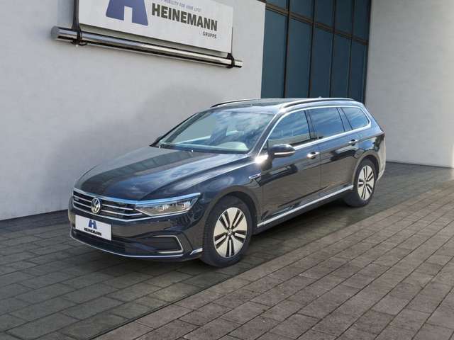 Imagine Volkswagen Passat Variant GTE 1.4 TSI Pano Navi LED ergo AH