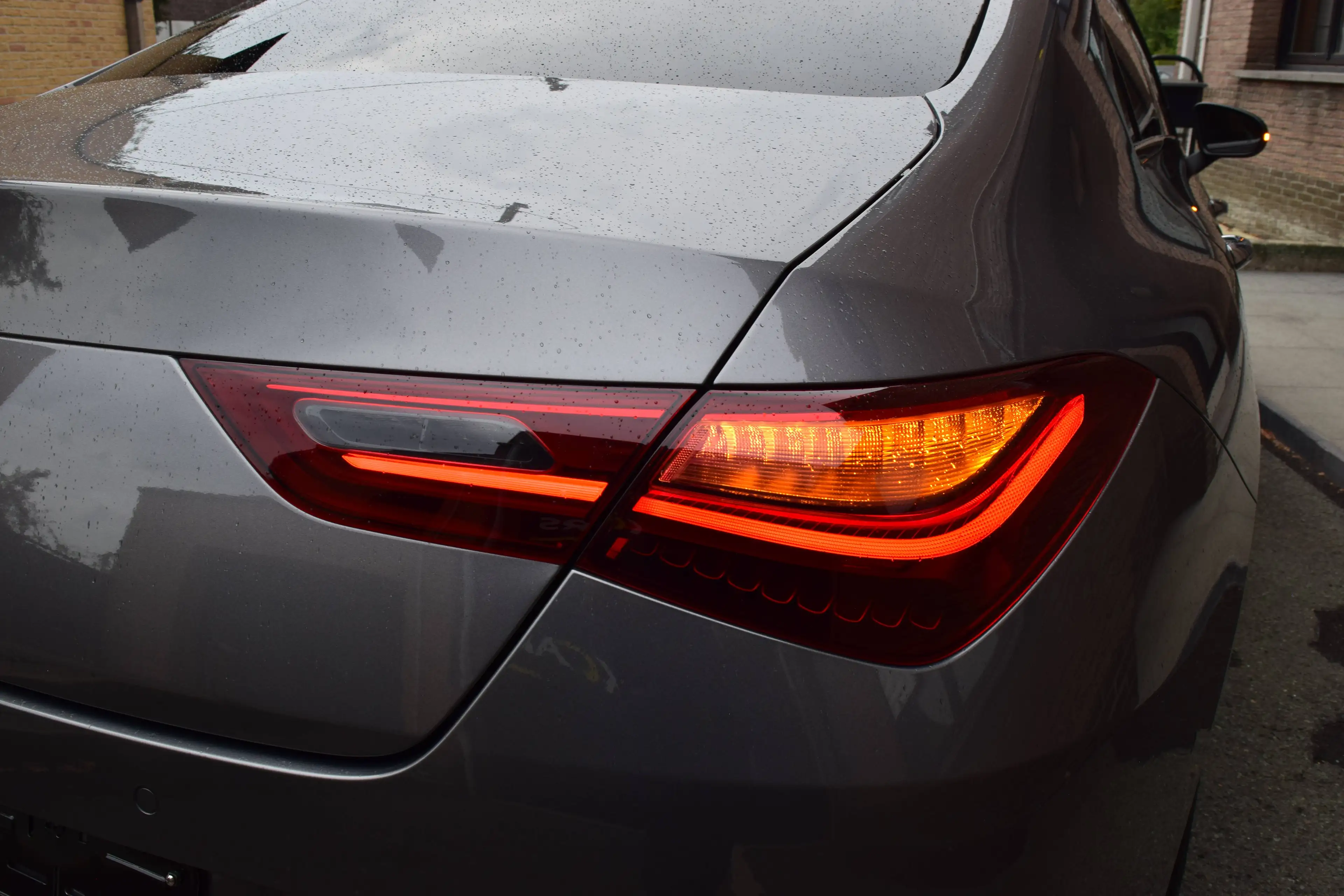 Mercedes-Benz CLA 180 AMG Line - NAVI / LED / ACC / PDC V+A+CAMERA / PANO OPENDAK — photo 30