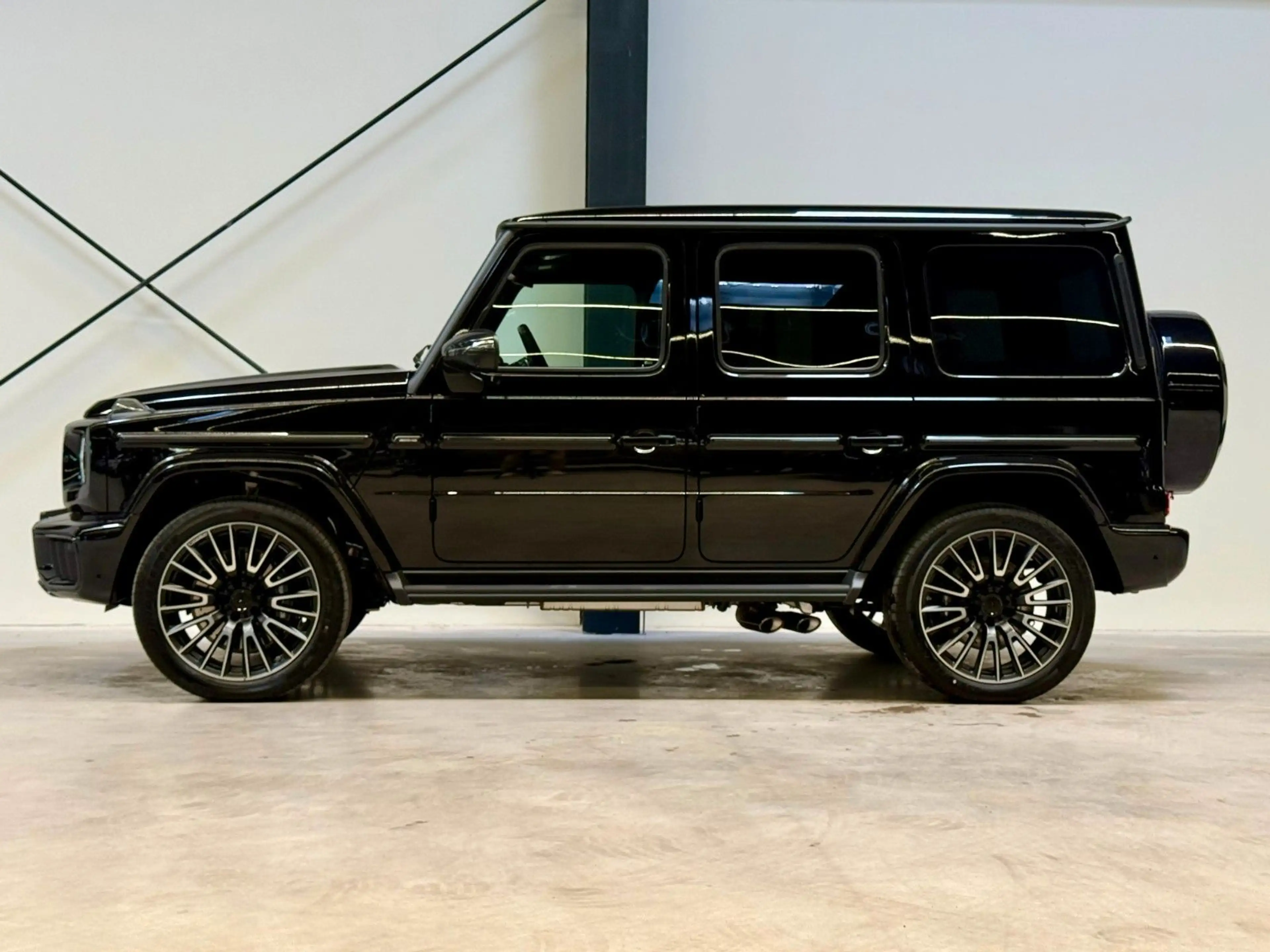 Mercedes-Benz G 63 AMG *3xCARBON*A22*RSE*P77*MY2027*V-VIN — photo 2