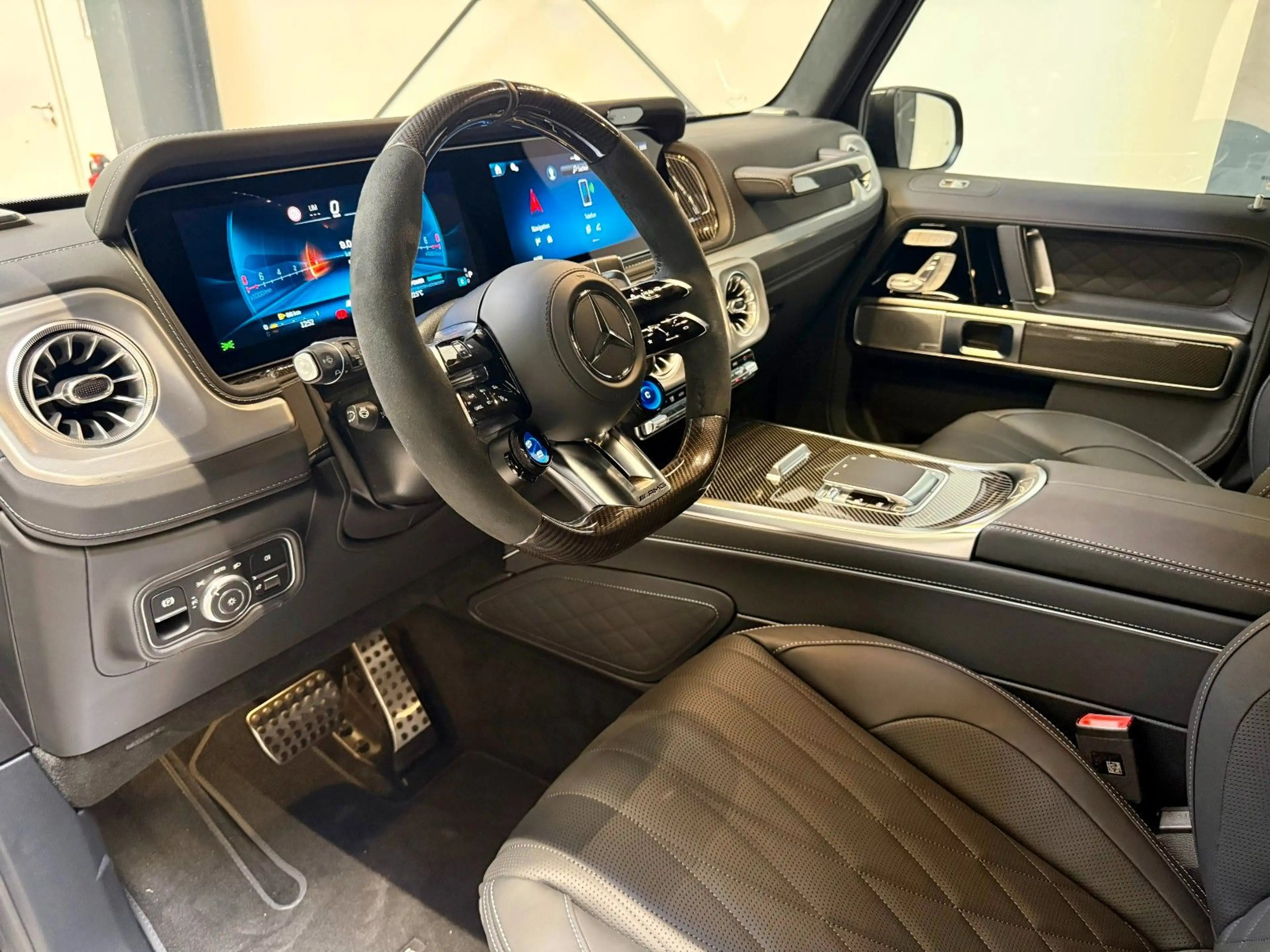 Mercedes-Benz G 63 AMG *3xCARBON*A22*RSE*P77*MY2027*V-VIN — photo 11