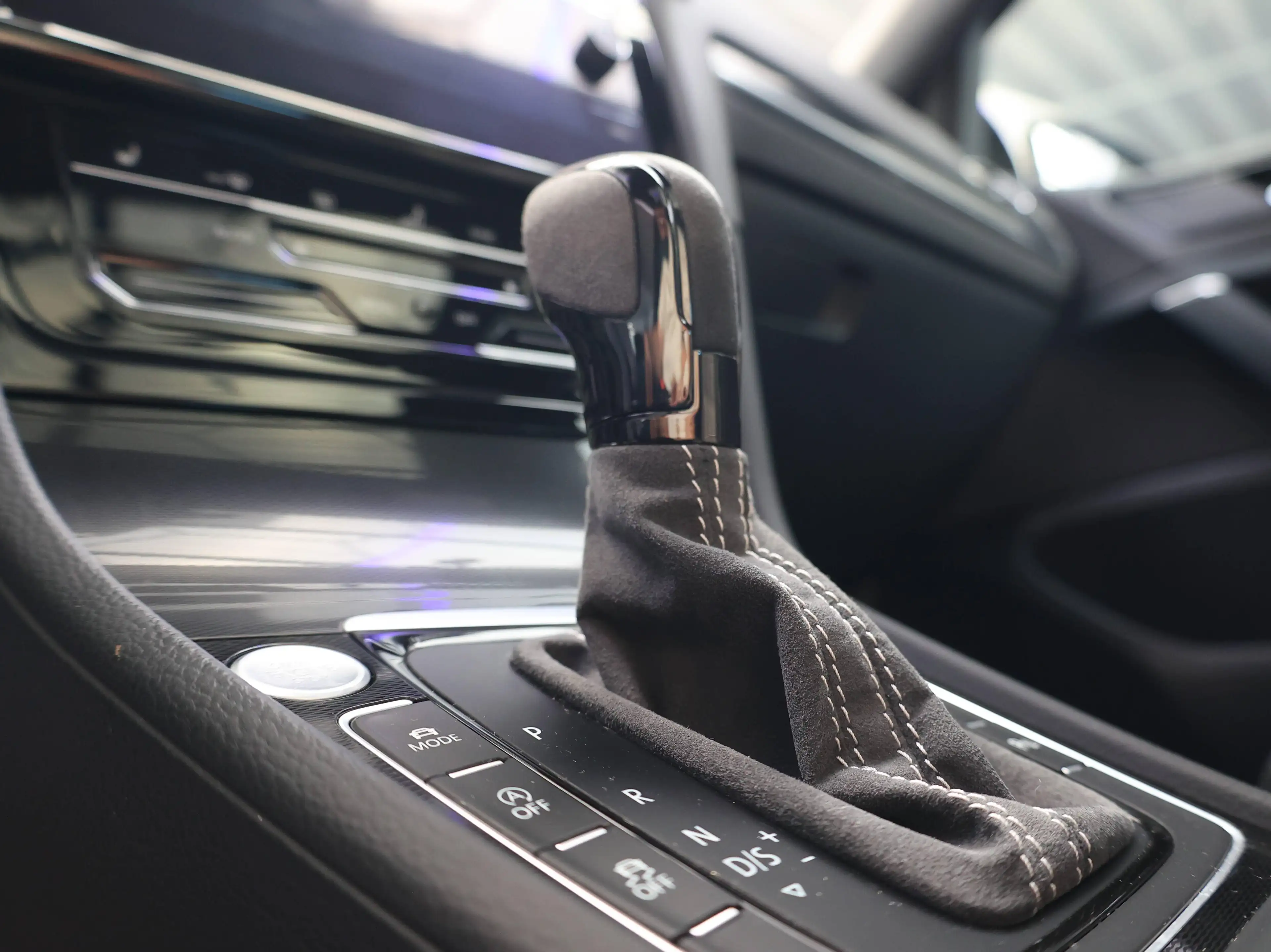 Volkswagen Golf GTD Golf GTD BlueMotion Technology DSG — photo 15