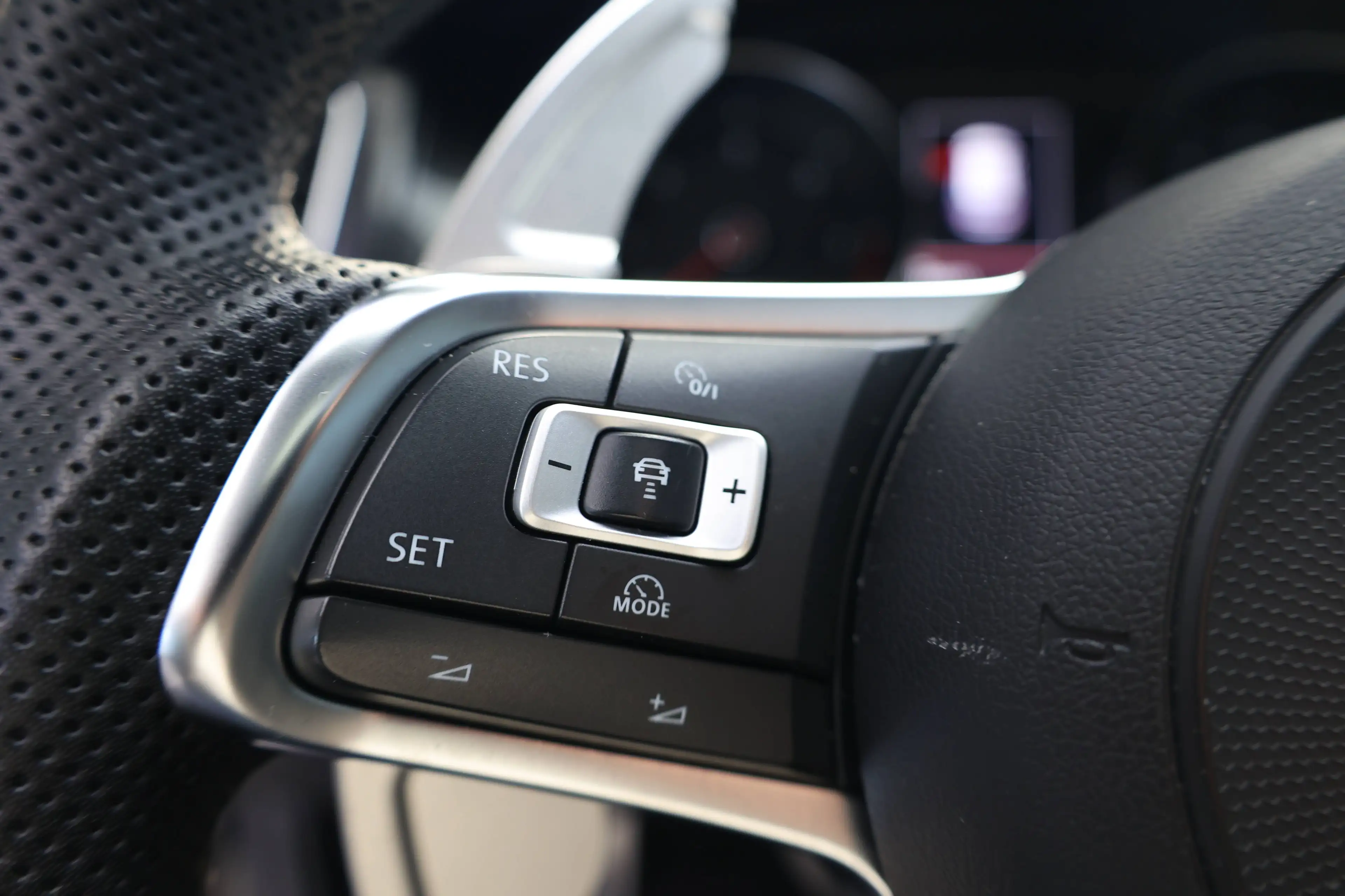 Volkswagen Golf GTD Golf GTD BlueMotion Technology DSG — photo 13