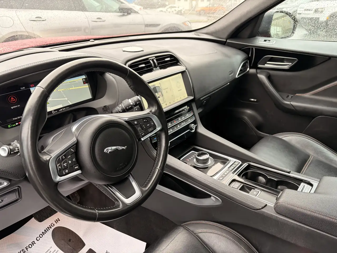 Jaguar F-Pace снимка Jaguar F-Pace