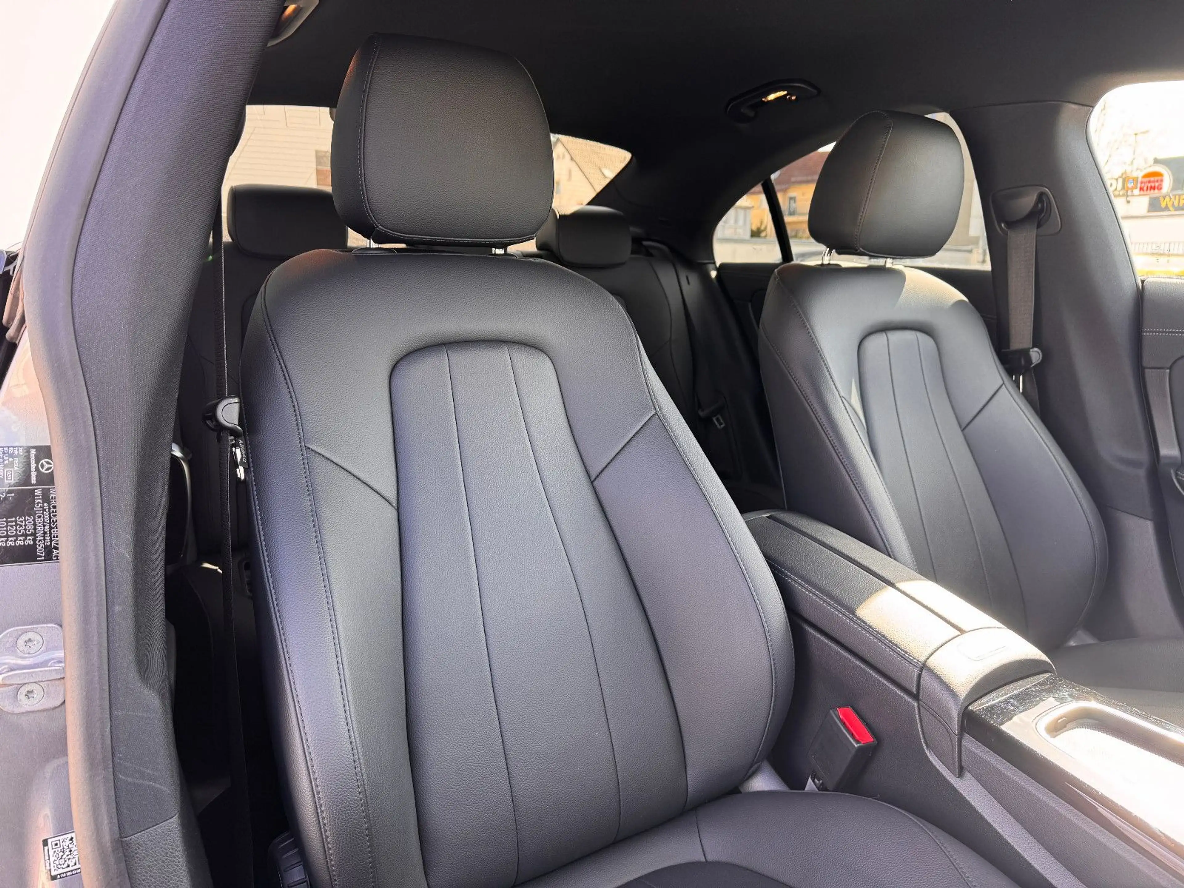 Mercedes-Benz CLA 200 d 8G DISTRONIC/360°/BURMSTER/STANDH. — photo 11