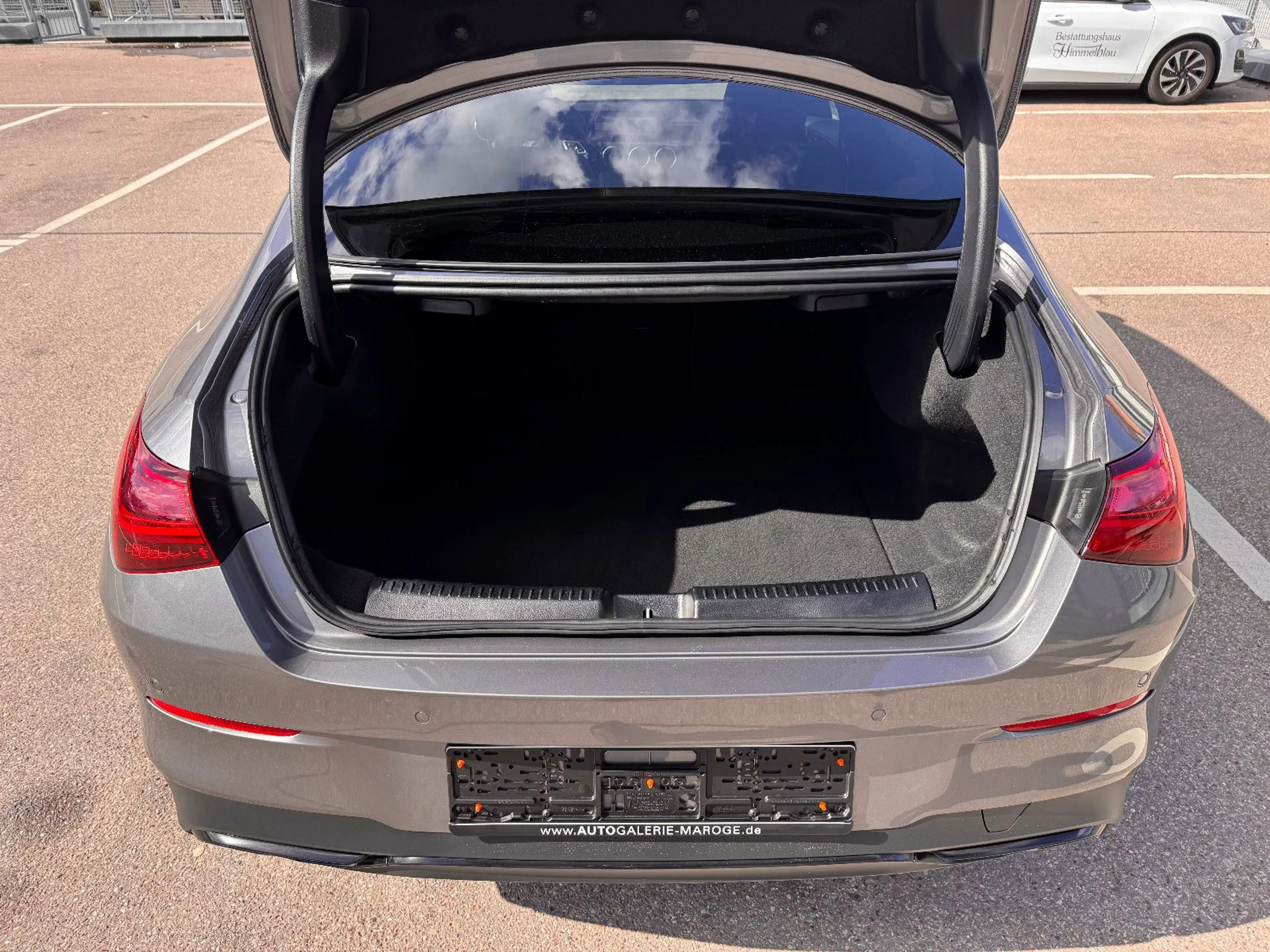 Mercedes-Benz CLA 200 d 8G DISTRONIC/360°/BURMSTER/STANDH. — photo 14