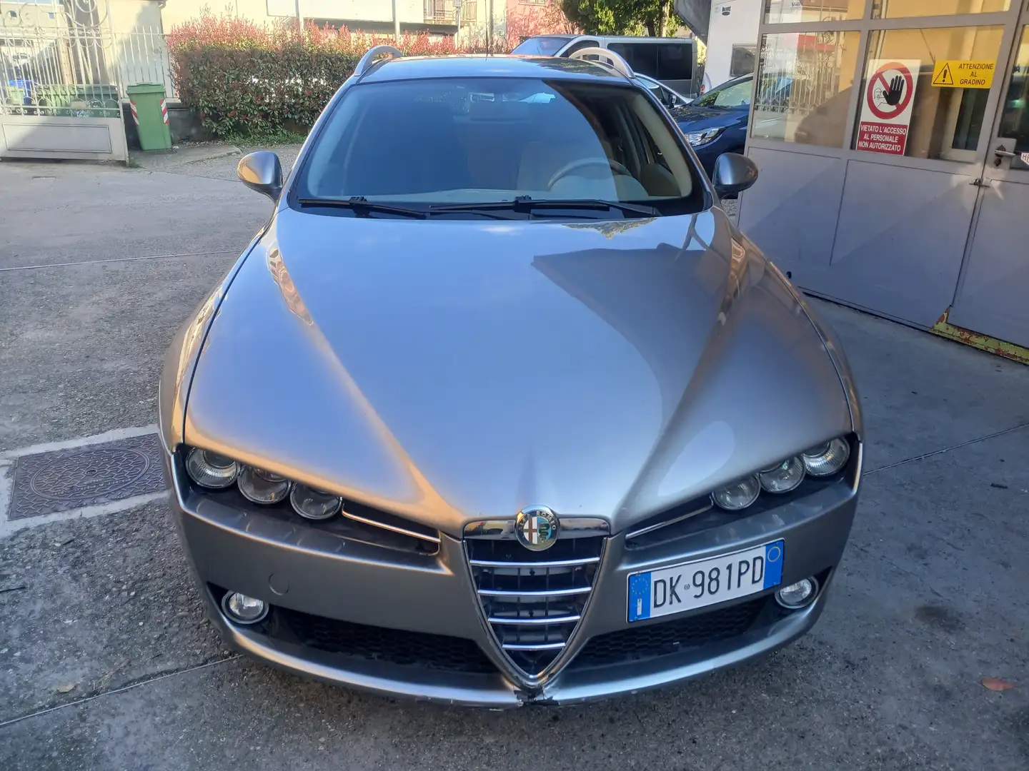 Alfa Romeo 159 159 SW 1.9 jtdm 8v Distinctive 120cv Gris - 2