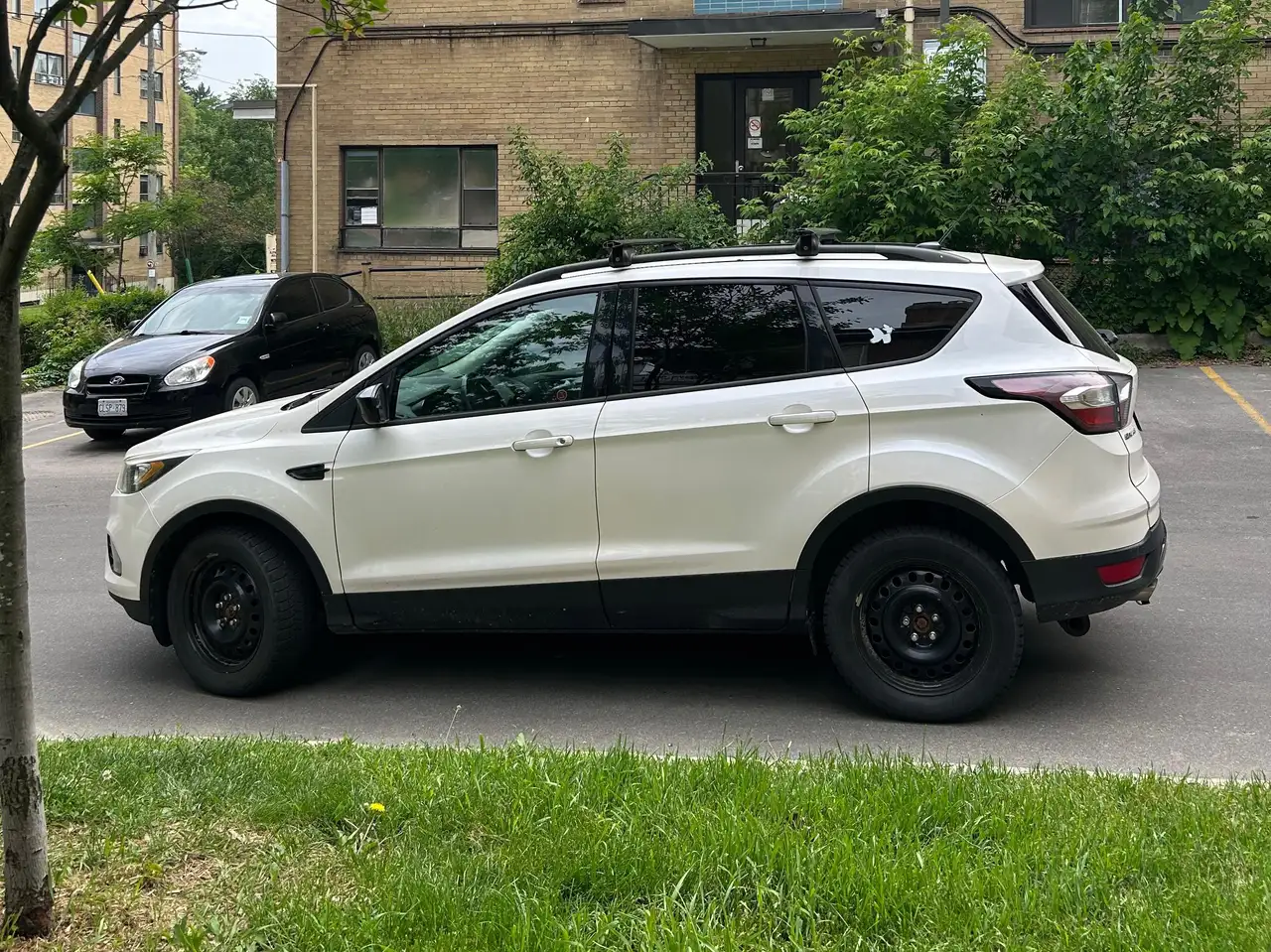 Ford Escape снимка Ford Escape
