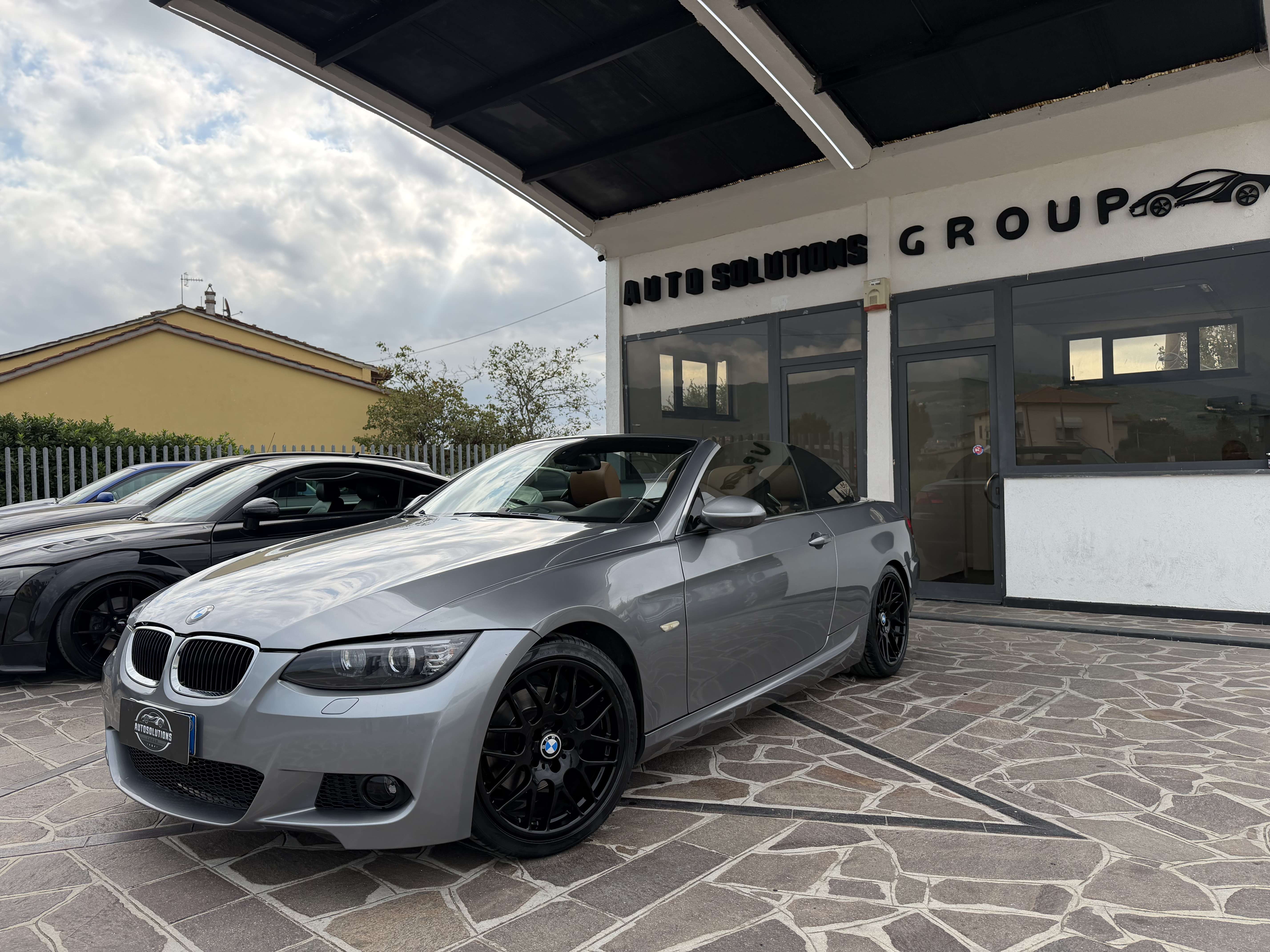BMW 320