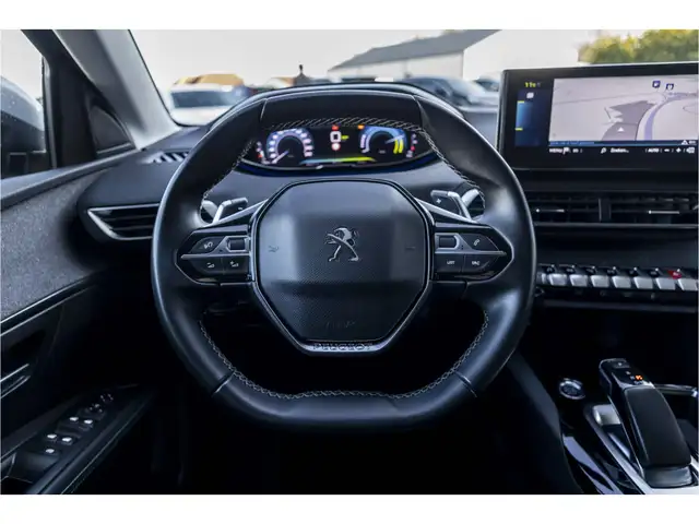 Peugeot 3008 view 7