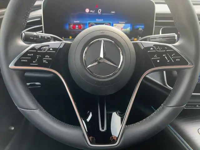 Mercedes-Benz E 300 de 4MATIC T-Modell mit EQ DIGITAL 360 DISTR Ansicht 10
